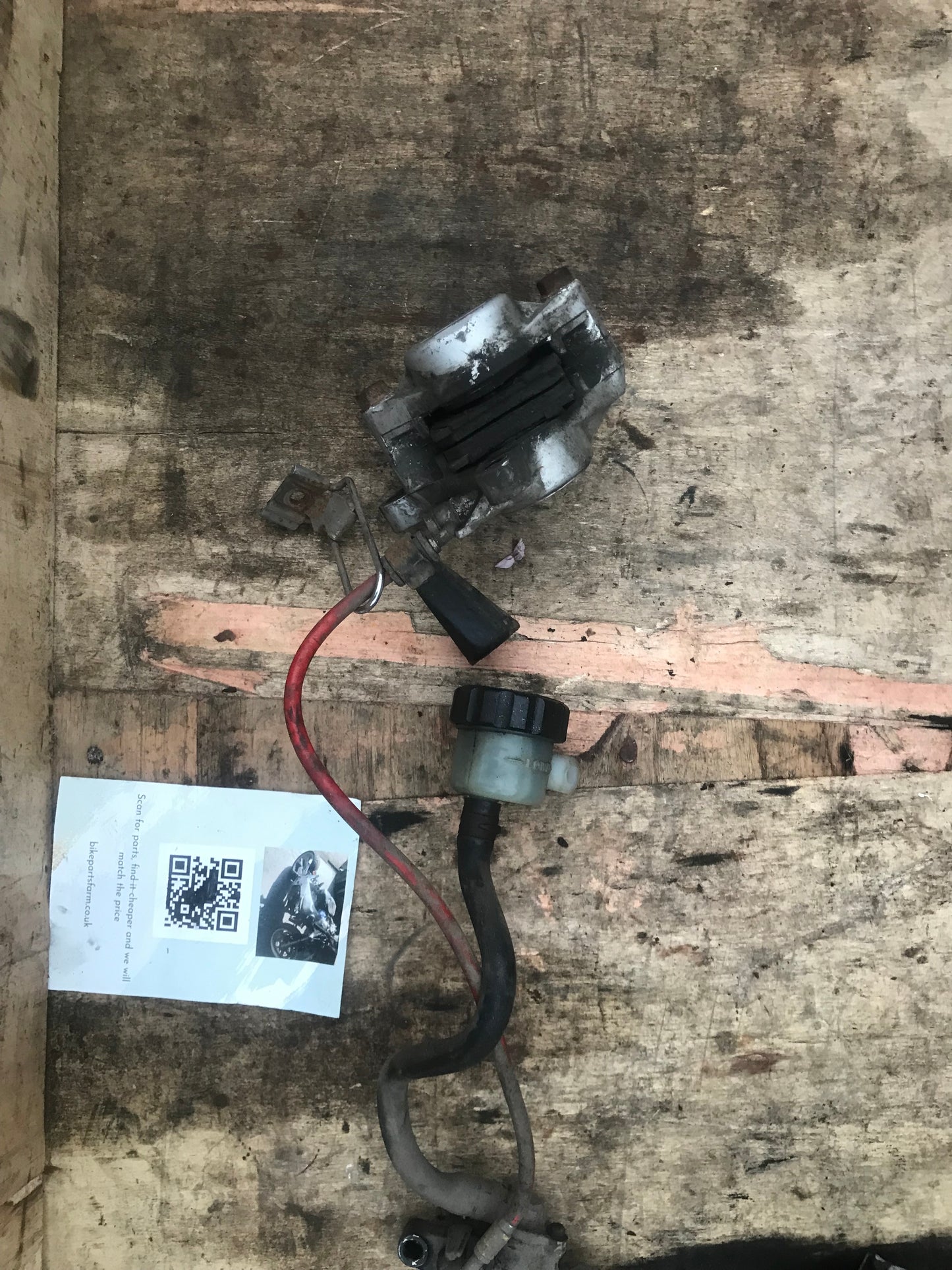 Yamaha FZR600 3HE rear calliper assembly