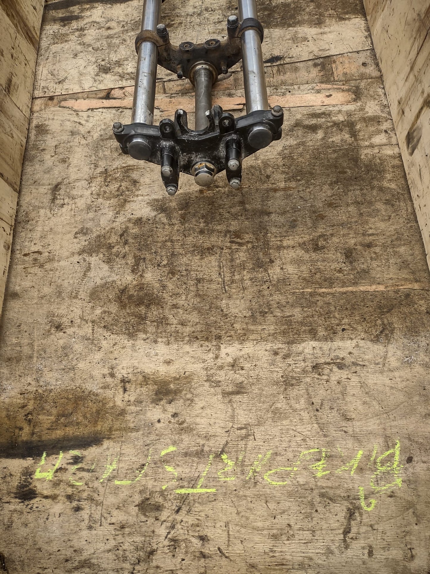 Yamaha YBR 125 front forks shocks absorbers, bottom and top yoke