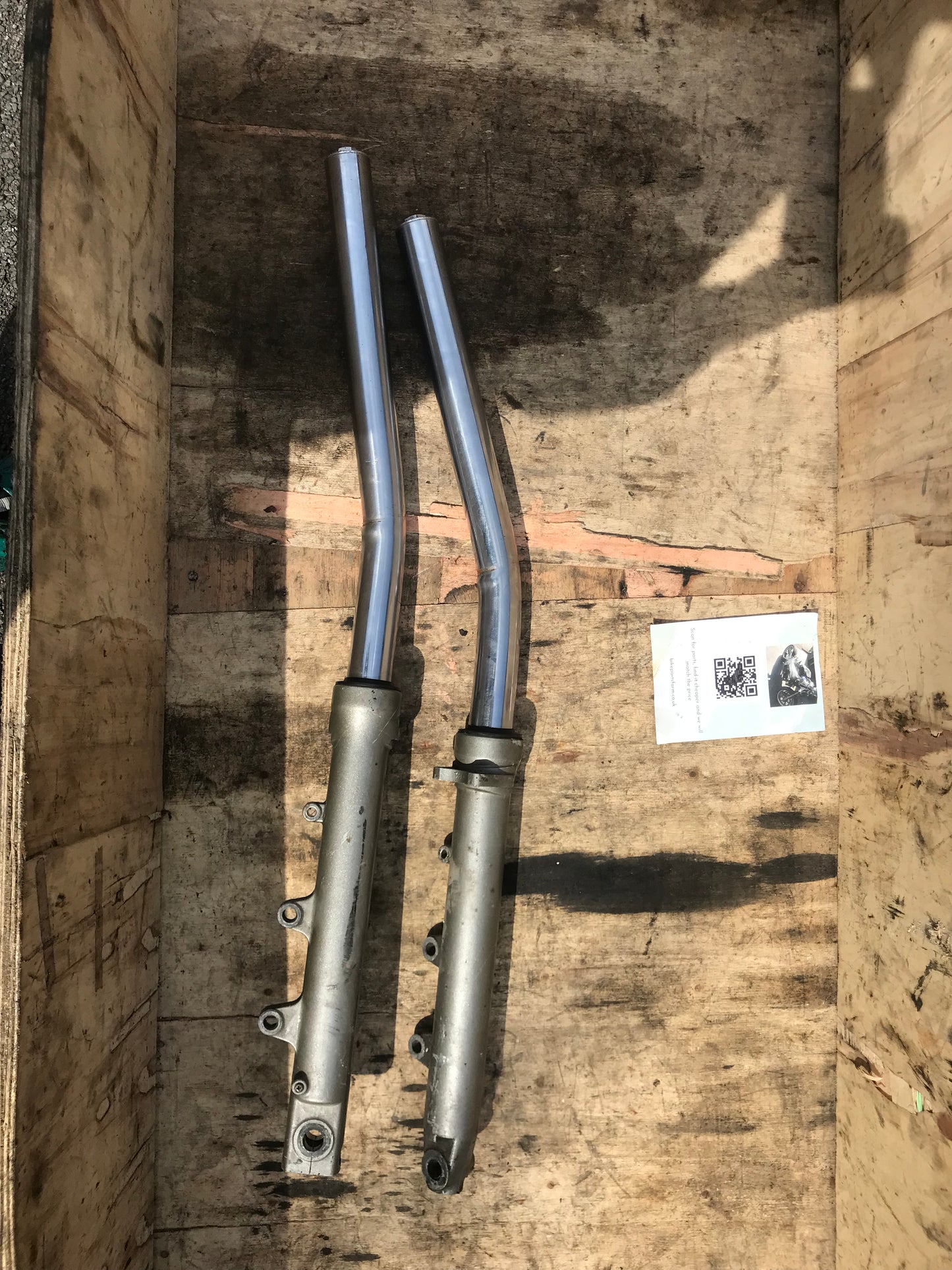 Yamaha FZR600 front forks 3HE 1989 damaged