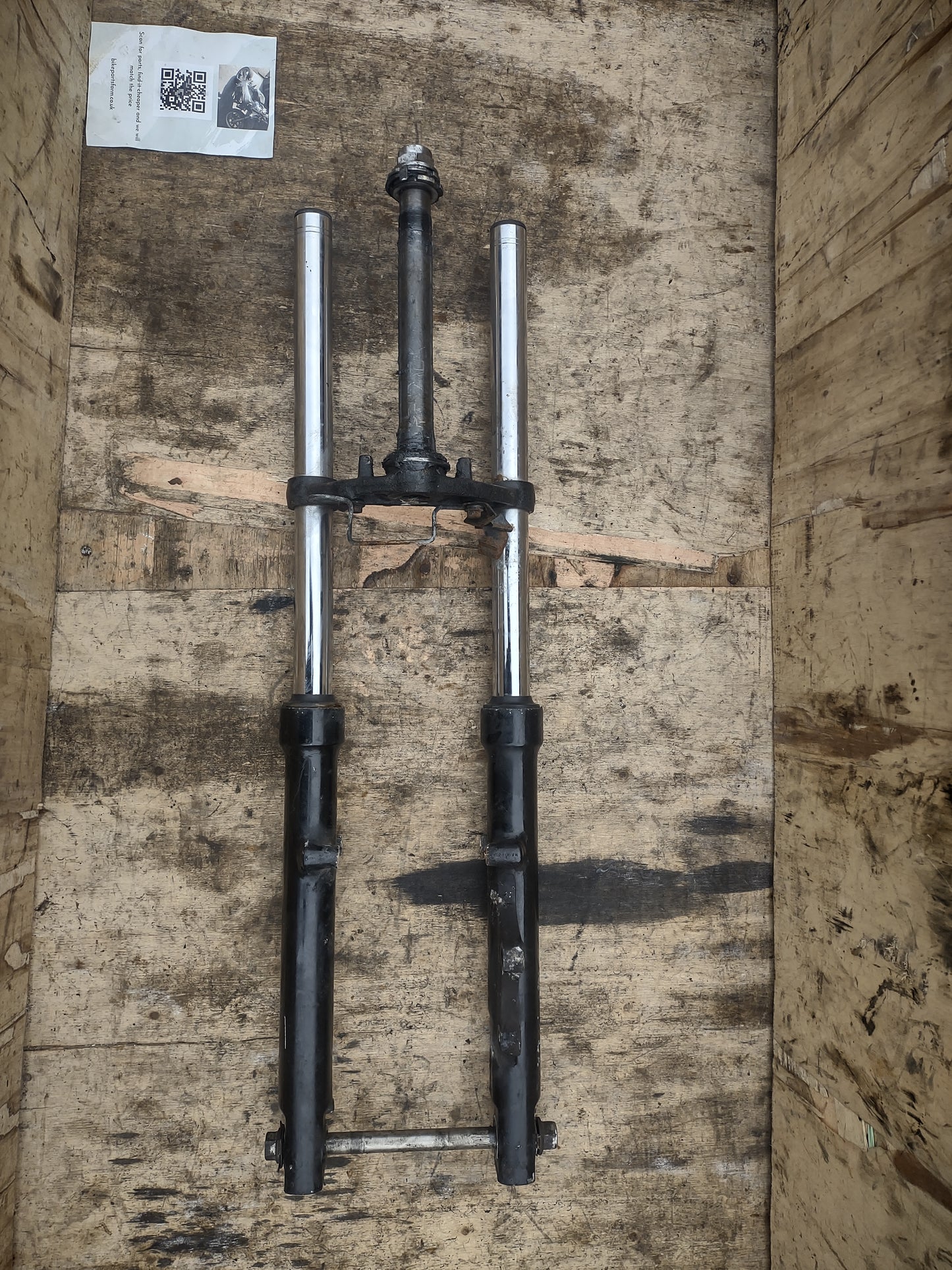 Yamaha YBR 125 front forks / shock absorbers