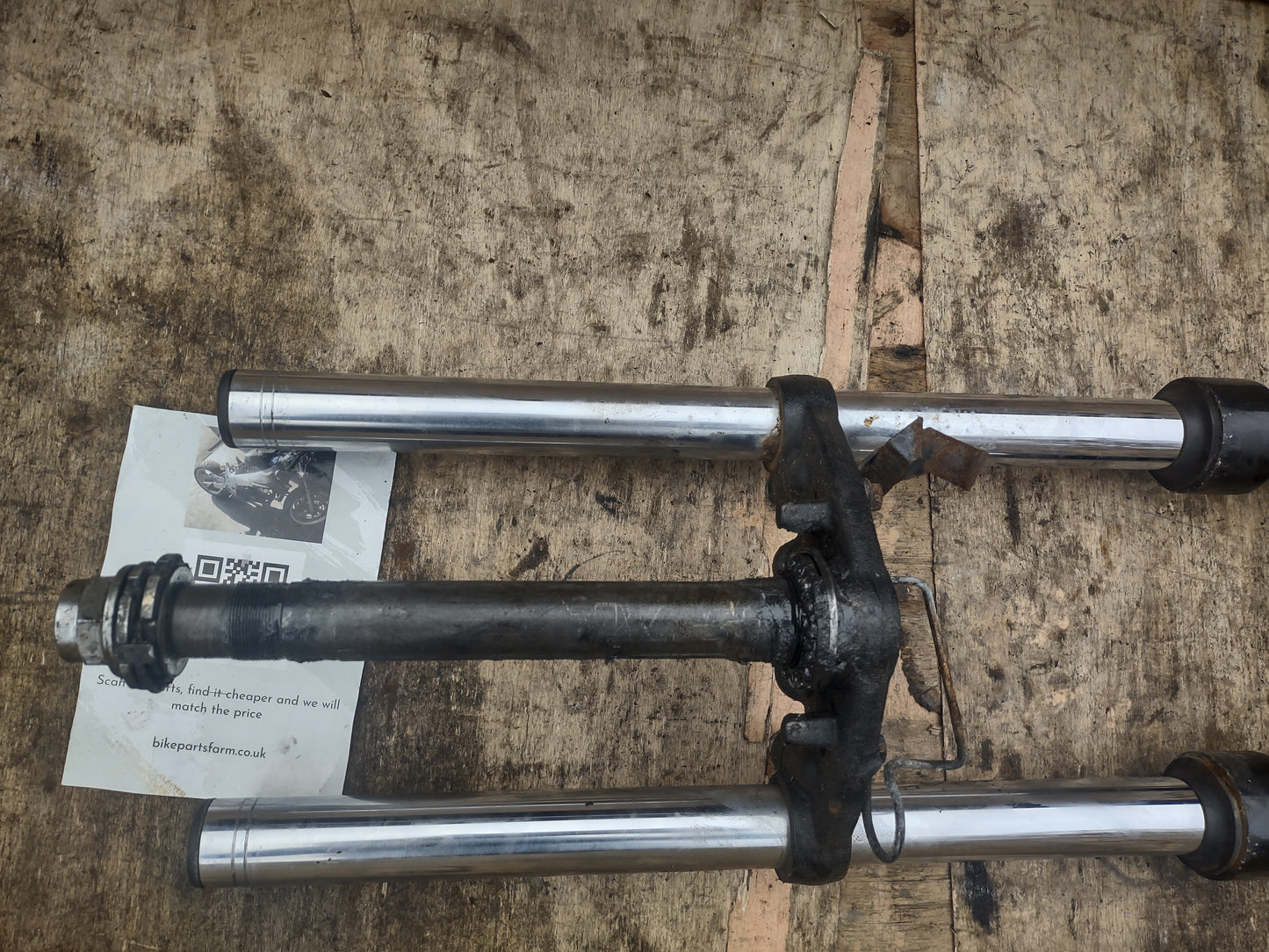 Yamaha YBR 125 front forks / shock absorbers