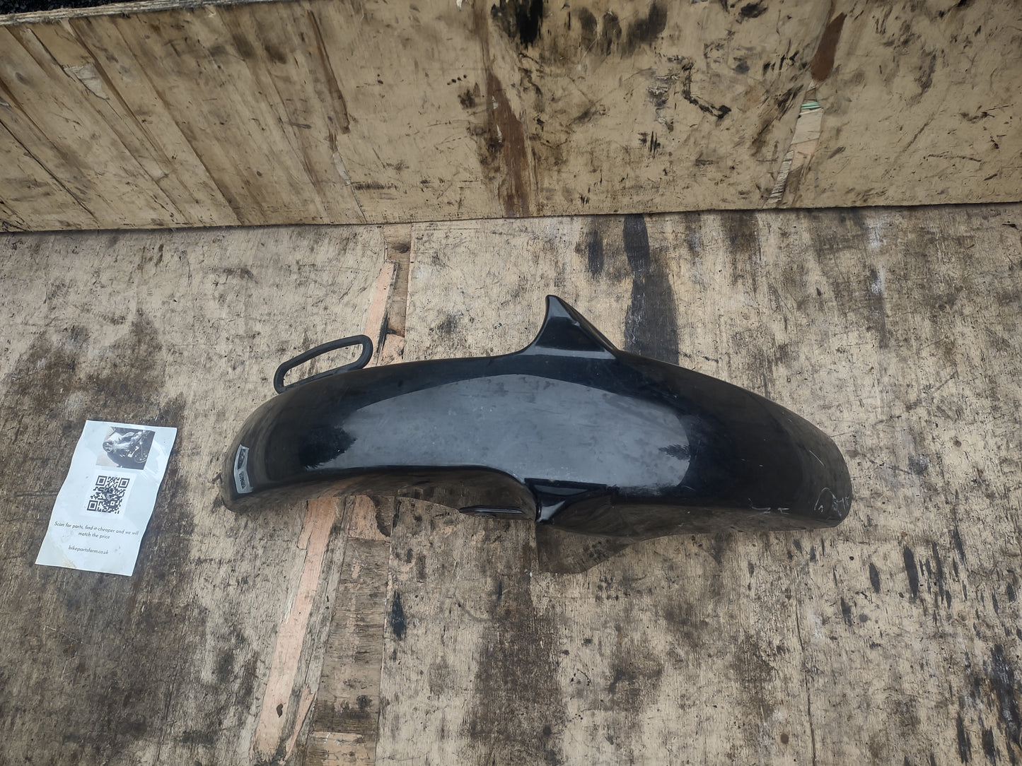 Yamaha YBR 125 fairings, mudguards, rear light.