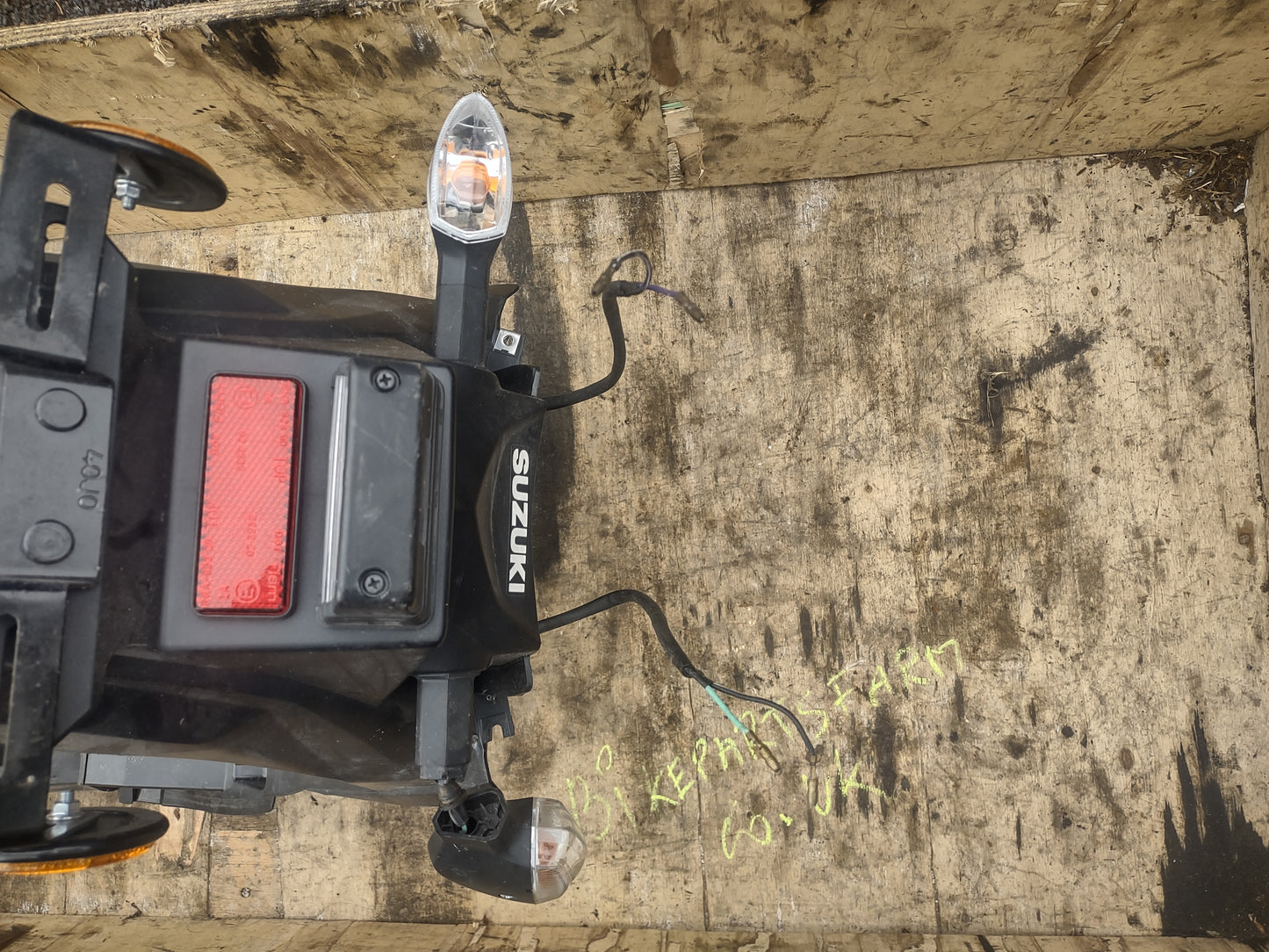 Suzuki 110 UK Address rear mudguard & indicators