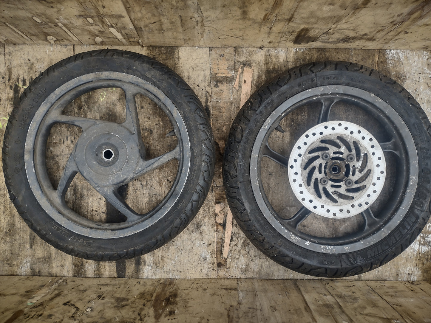 Honda NSC 110 wheels & tires (2012-2016)