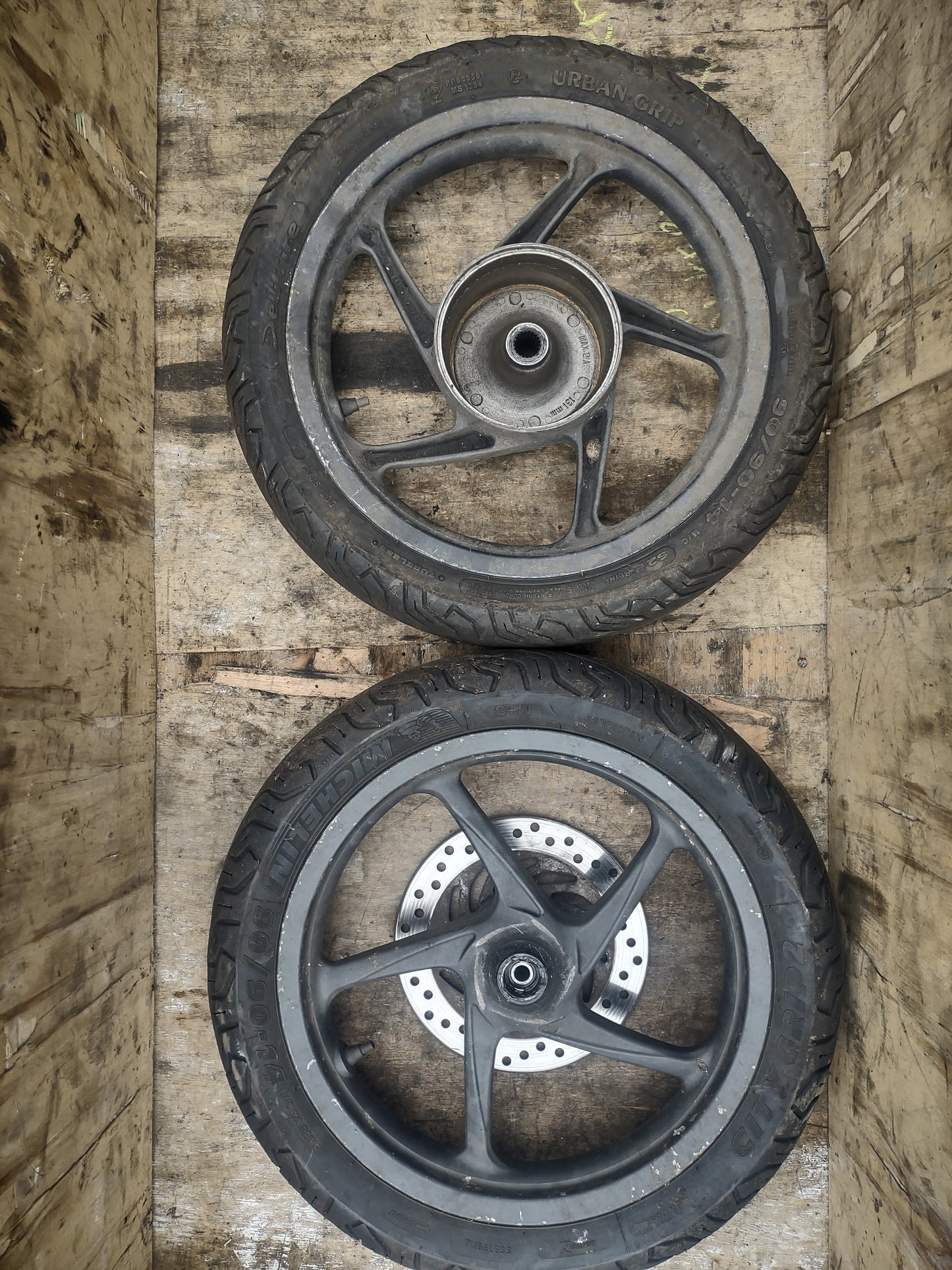 Honda NSC 110 wheels & tires (2012-2016)