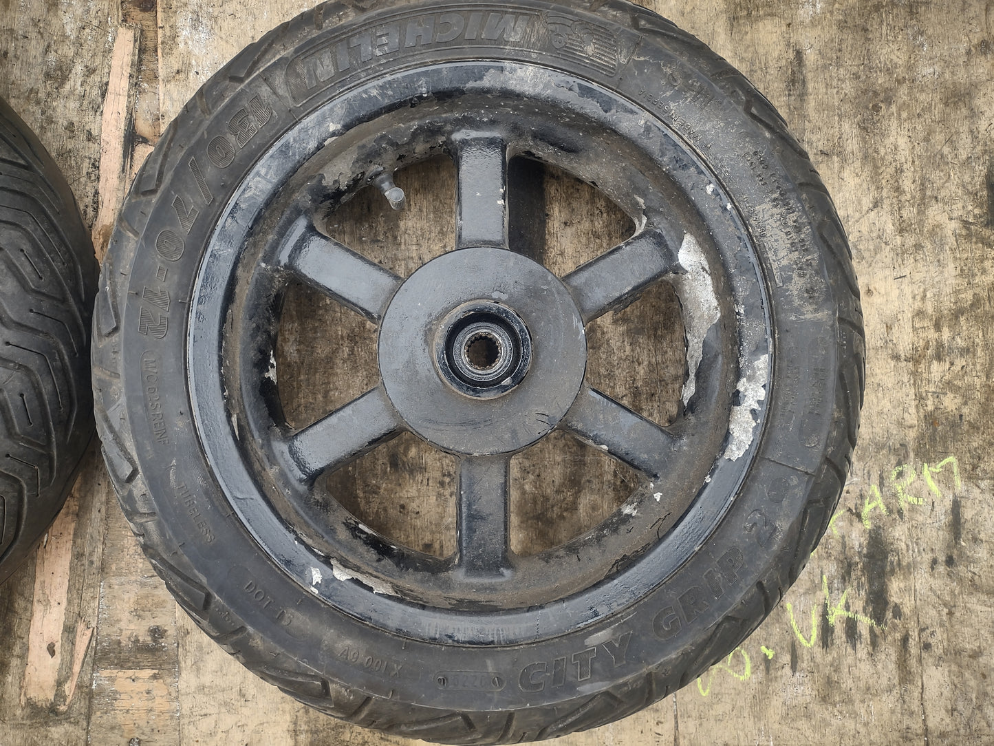 AJS FIREFOX 50 wheels & tires