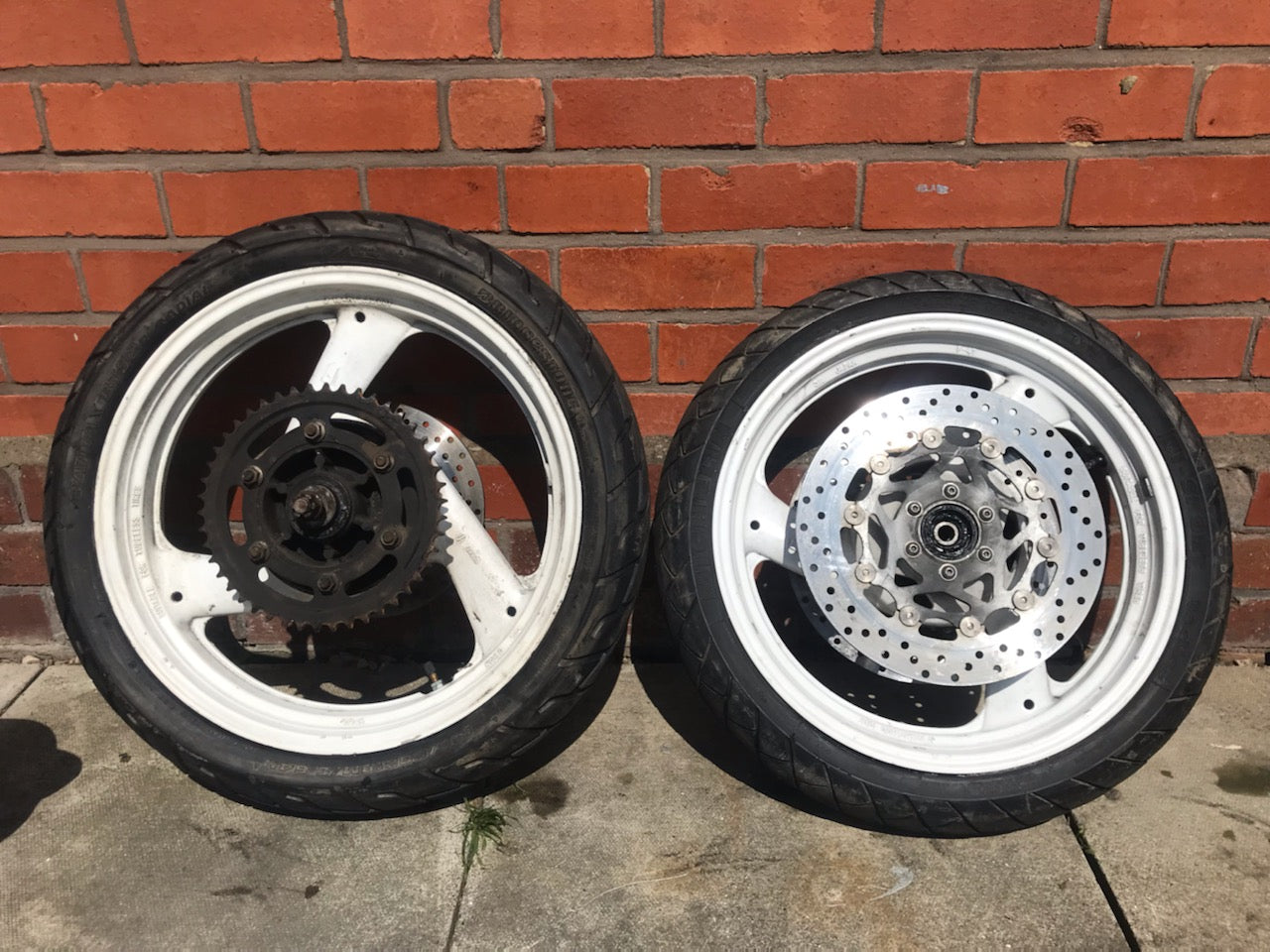 Yamaha FZR 600 OEM wheels & tyres (3HE / 4JH)