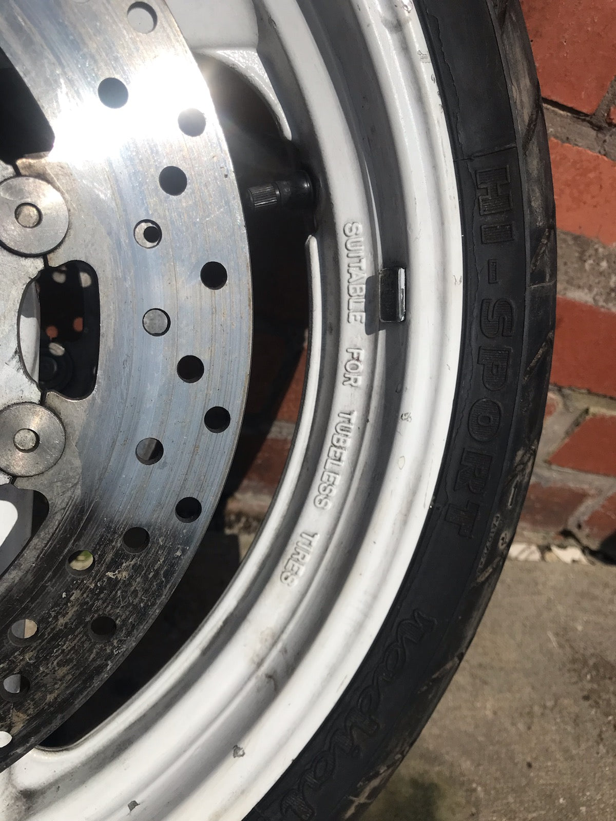 Yamaha FZR 600 OEM wheels & tyres (3HE / 4JH)