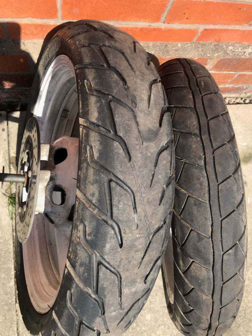 Yamaha FZR 600 OEM wheels & tyres (3HE / 4JH)