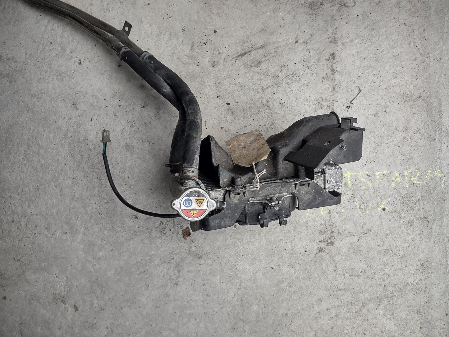 Honda PES 125 ps 125 radiator and fan (OEM)