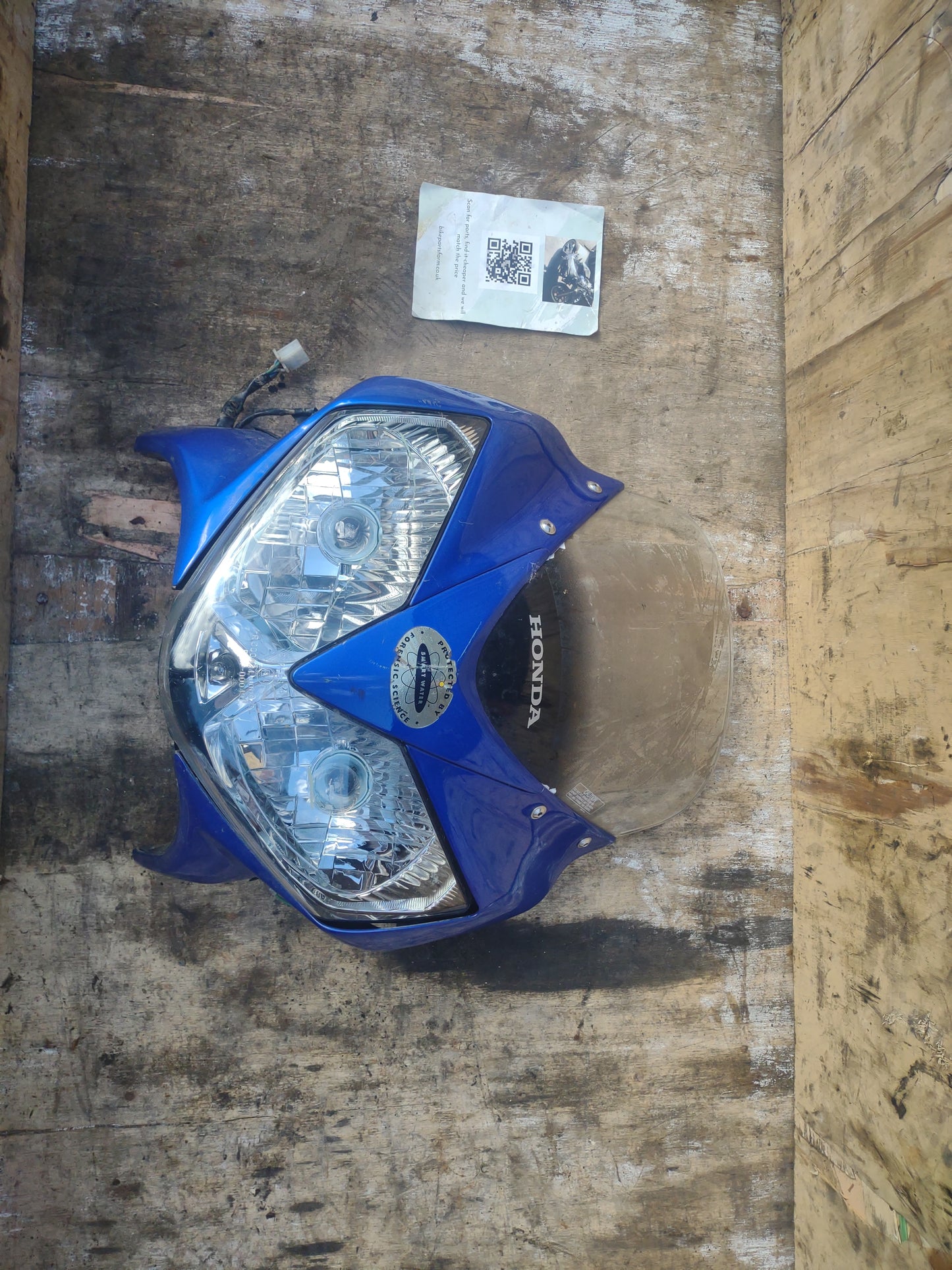 Honda CBR 125 nose cone & headlight (JC4E)