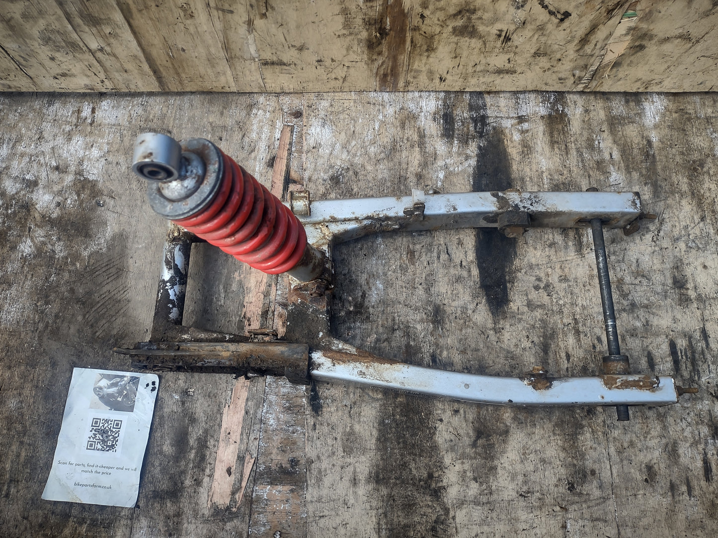 Honda CBR 125 swing arm & shocker