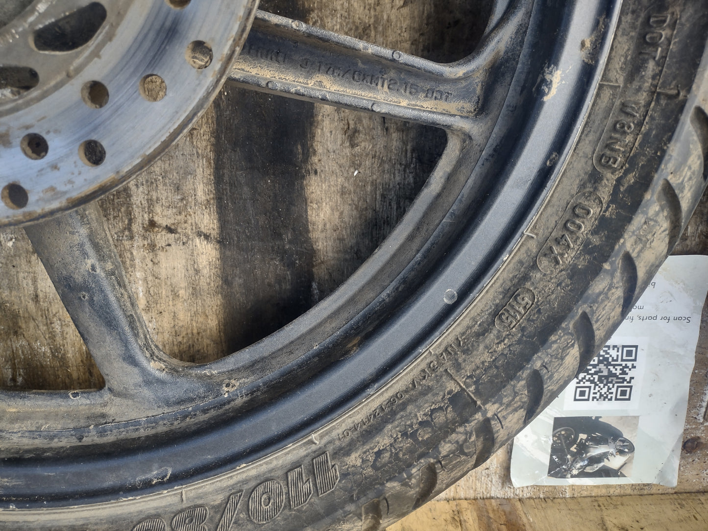 Honda CBR 125 wheels & tires