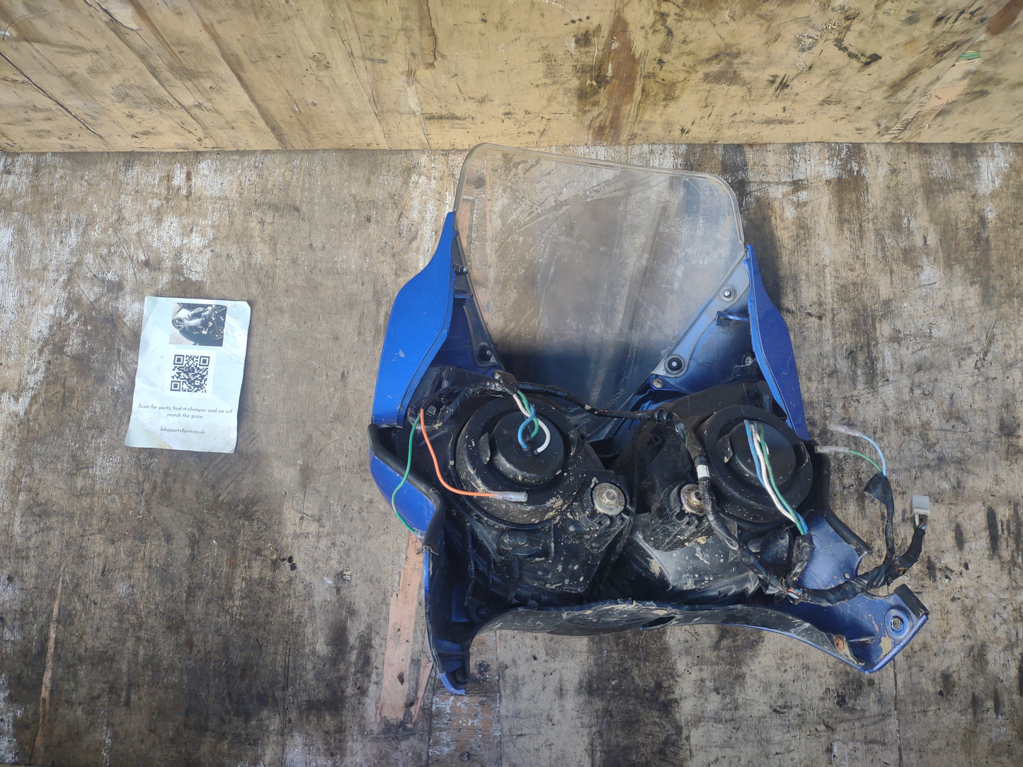 Honda CBR 125 nose cone & headlight (JC4E)
