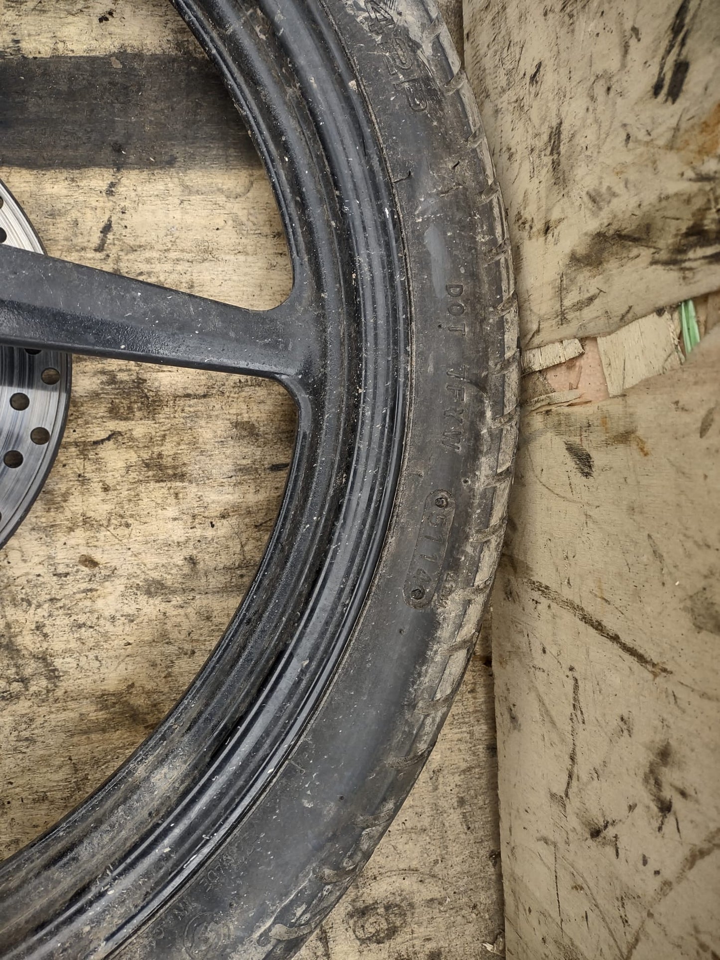YAMAHA YBR125 2008 wheels & tyres