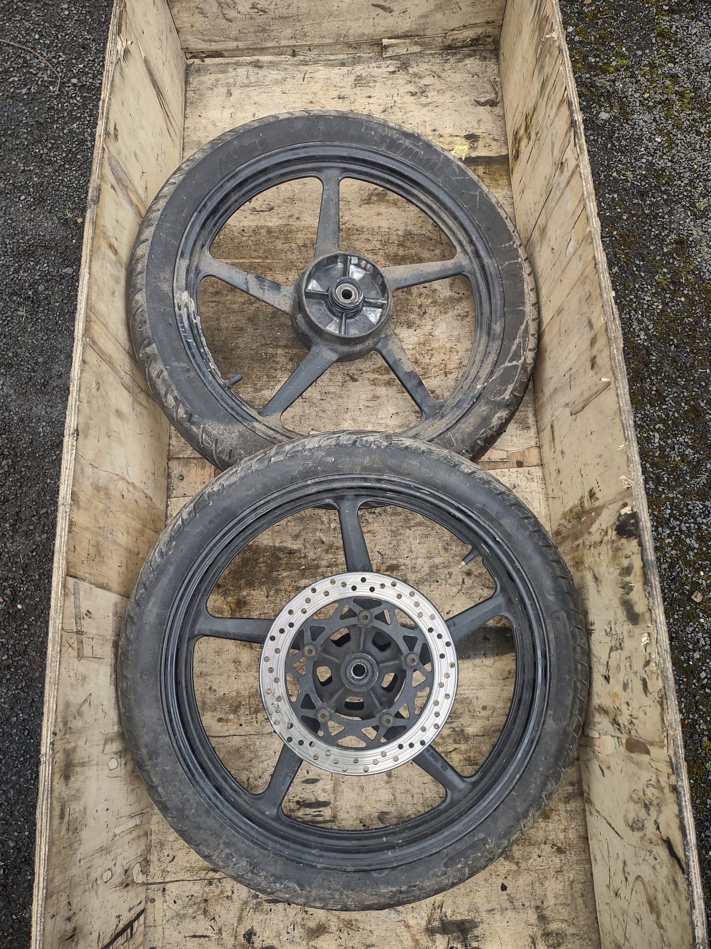 YAMAHA YBR125 2008 wheels & tyres