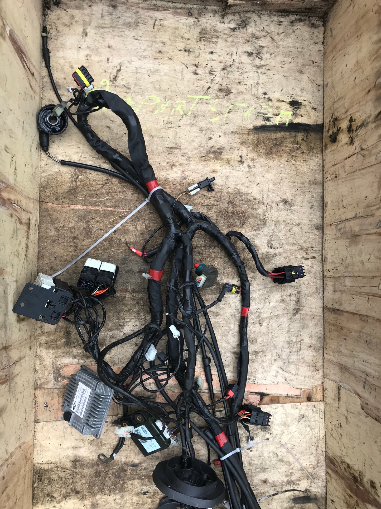 Piaggio X8 400 wiring loom, ECU, rectifier etc