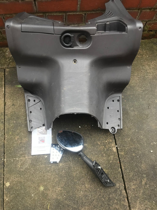 Piaggio XP400 knee panel, mirror & cover