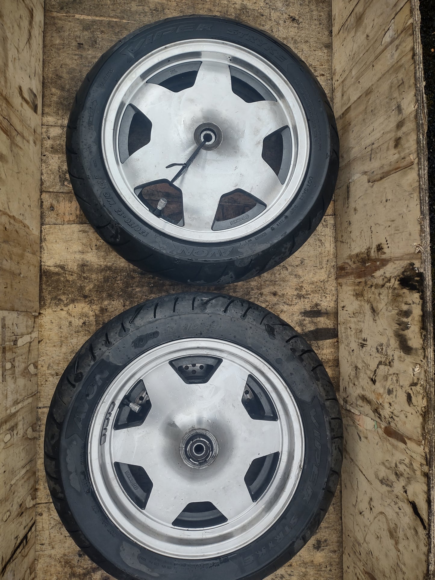 SUZUKI AN400 BURGMAN wheels & tyres free postage