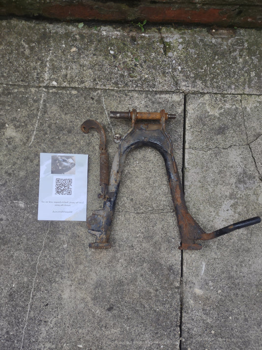 Yamaha YBR 125 centre stand & spring