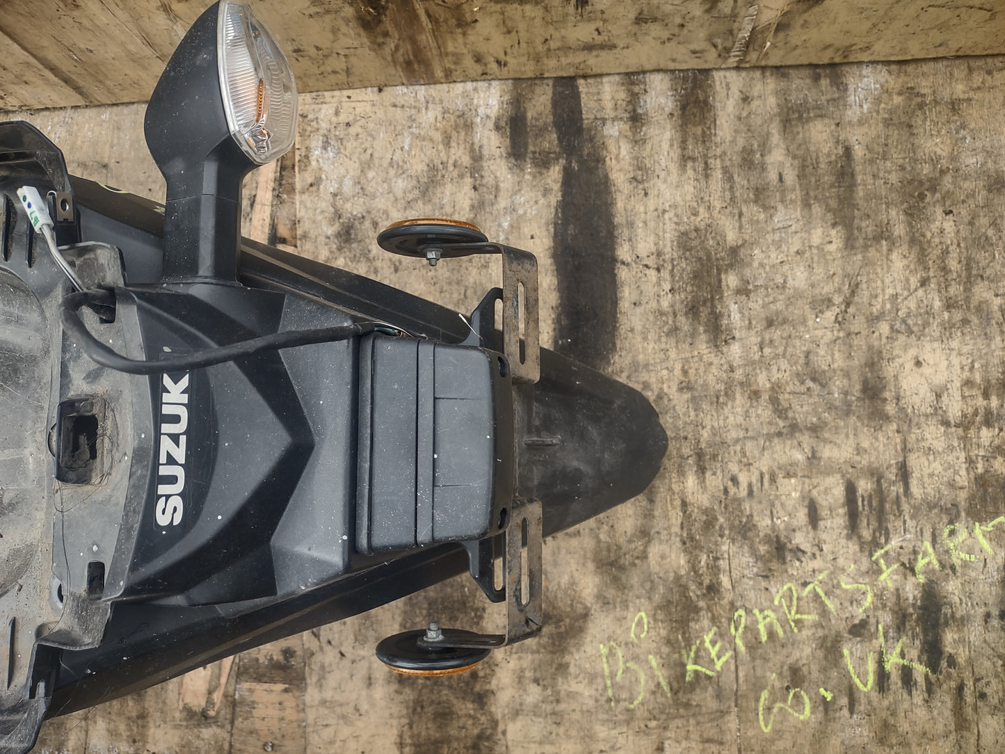 Suzuki 110 UK address fairings