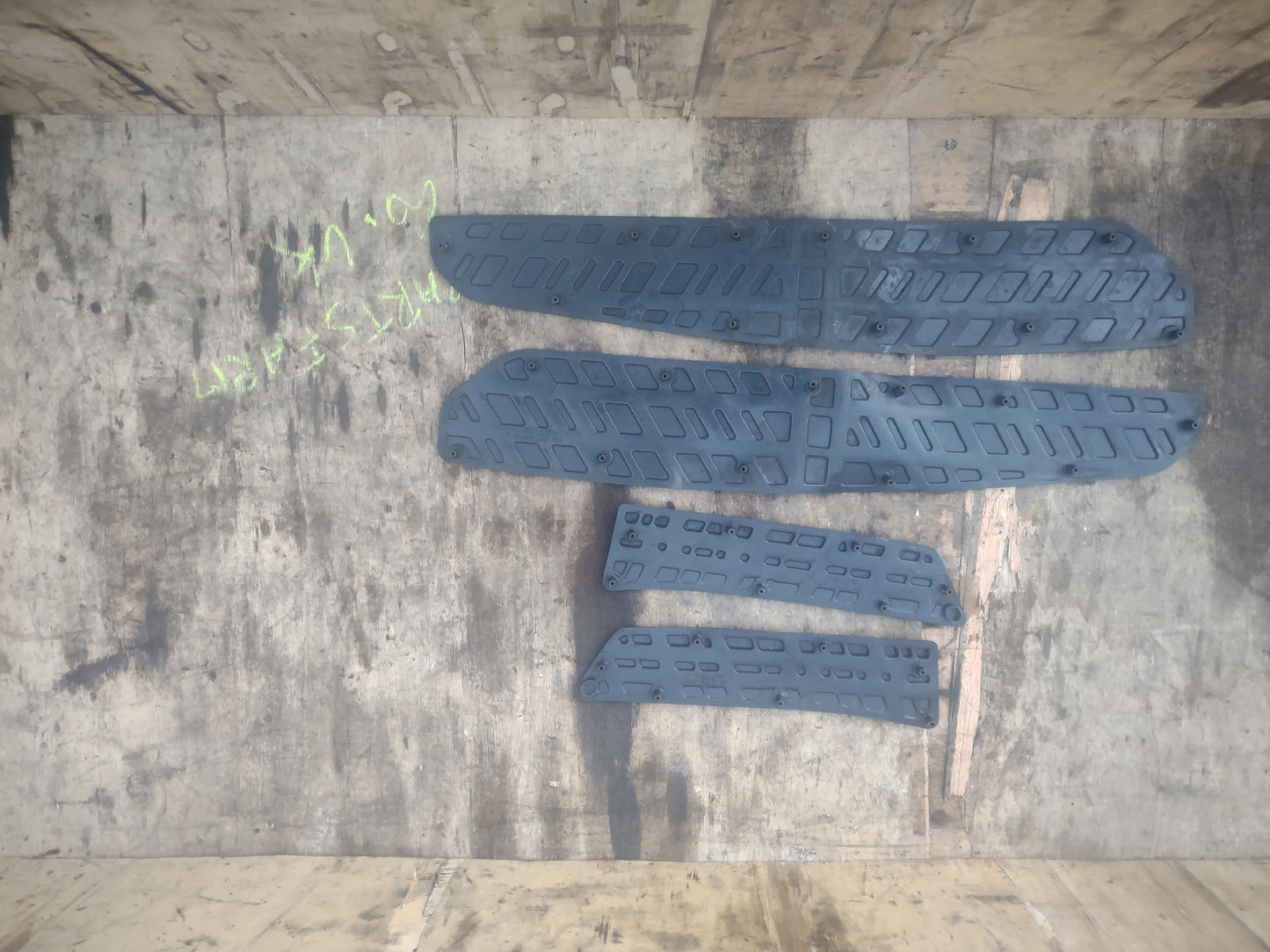 Suzuki an400 Burgman floor mats X4 genuine (used)