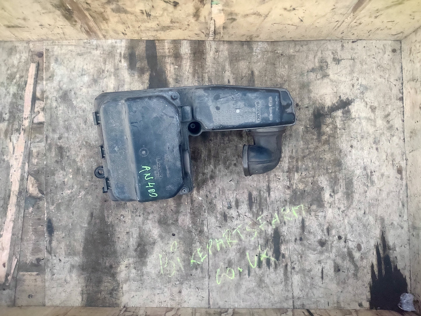 Suzuki an400 Burgman air filter box (OEM)