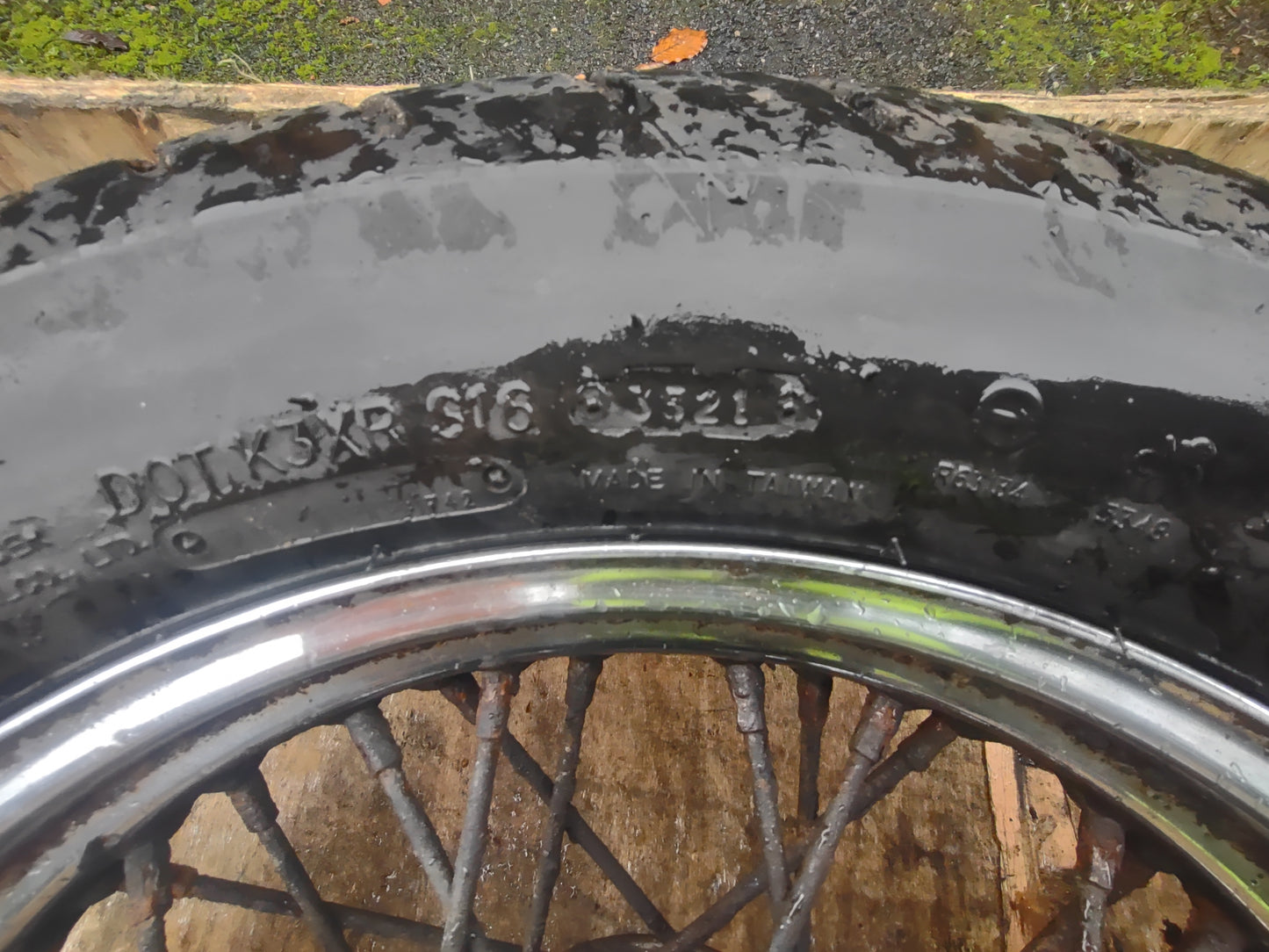Yamaha xvs 650 dragstar wheels & tires (OEM) used