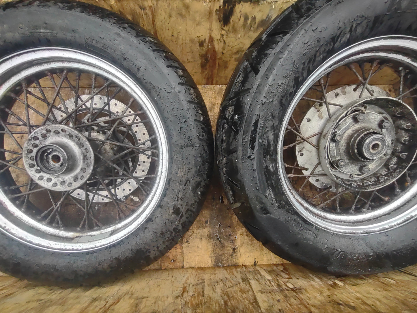 Yamaha xvs 650 dragstar wheels & tires (OEM) used