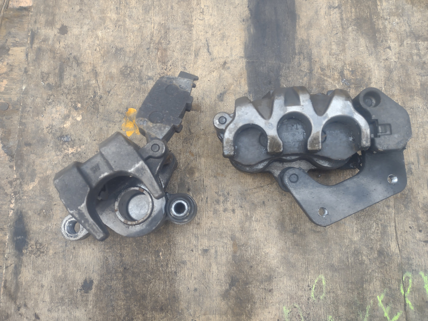 Lexmoto assault 125 calliper/s front and back (OEM) used 2022