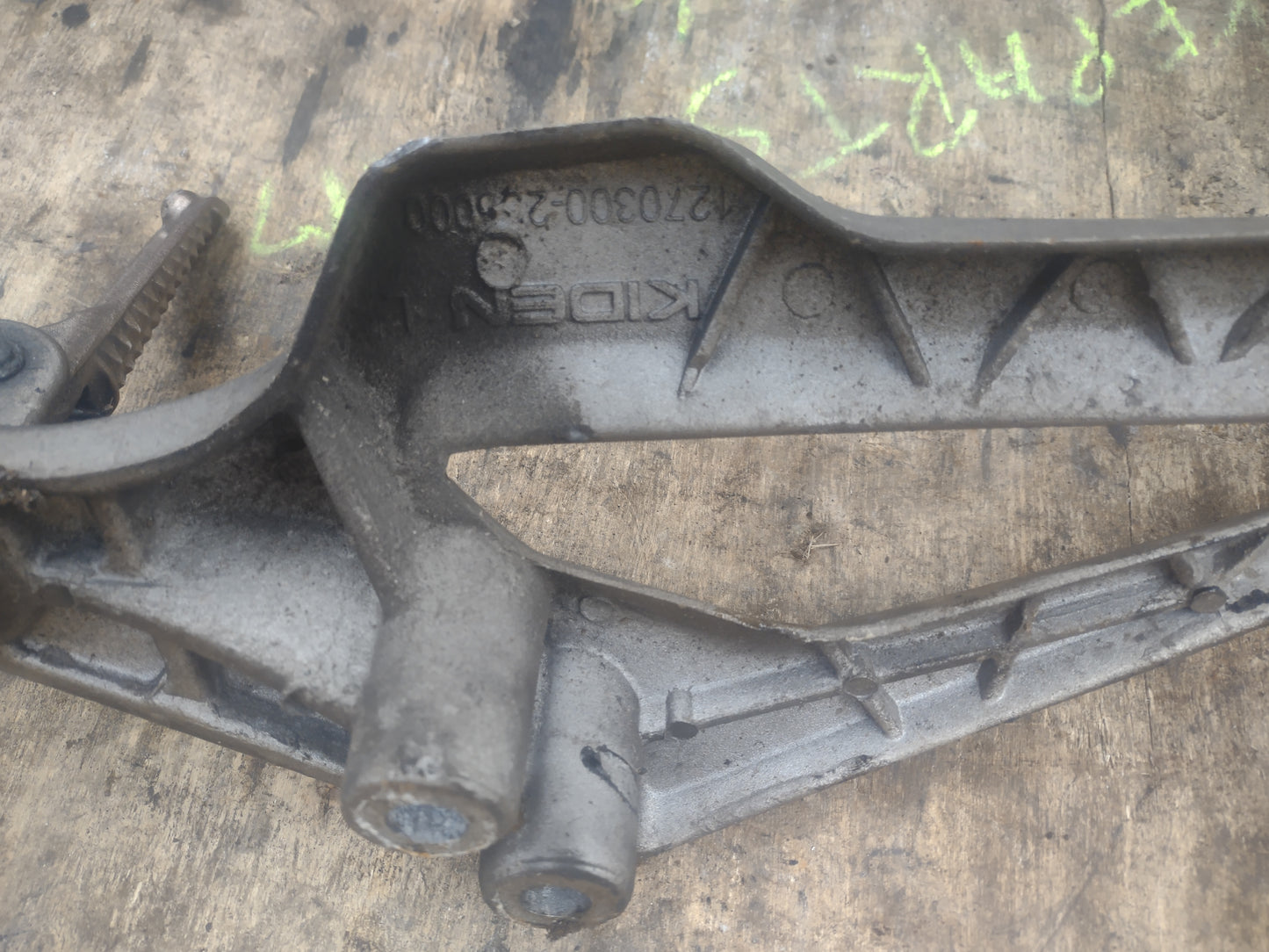 Lexmoto assault 125 front foot rest left (OEM) used 2022