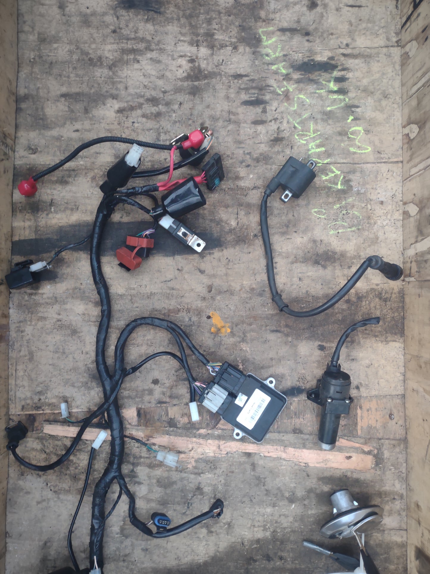 Lexmoto assault 125 KD156 FMI wiring, ECU, rectifier, 2.keys, fuel cap (OEM) used 2022