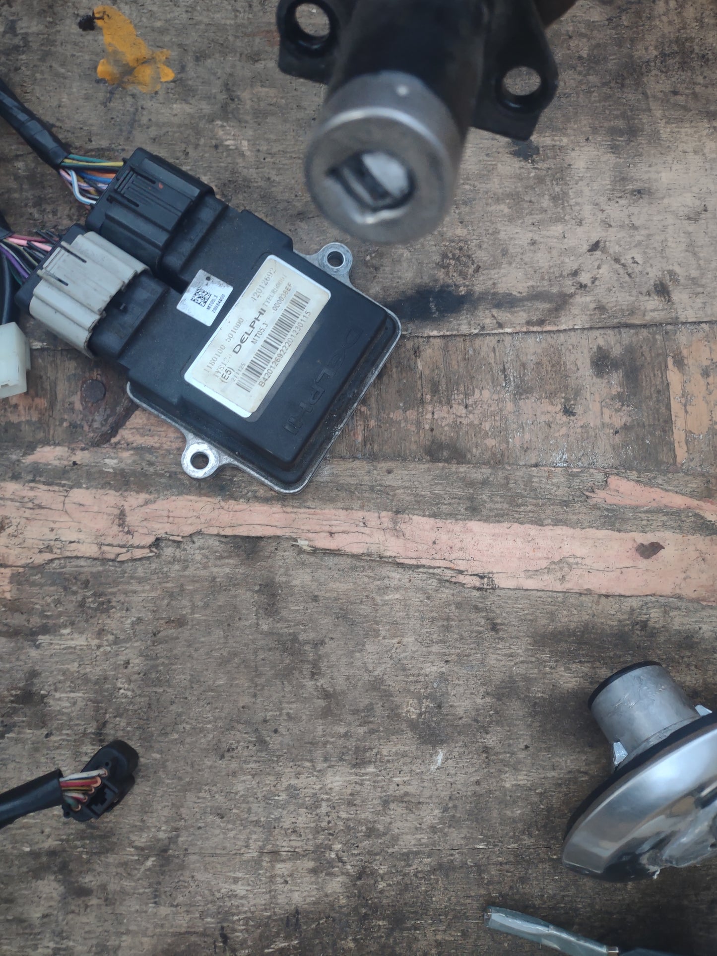 Lexmoto assault 125 KD156 FMI wiring, ECU, rectifier, 2.keys, fuel cap (OEM) used 2022