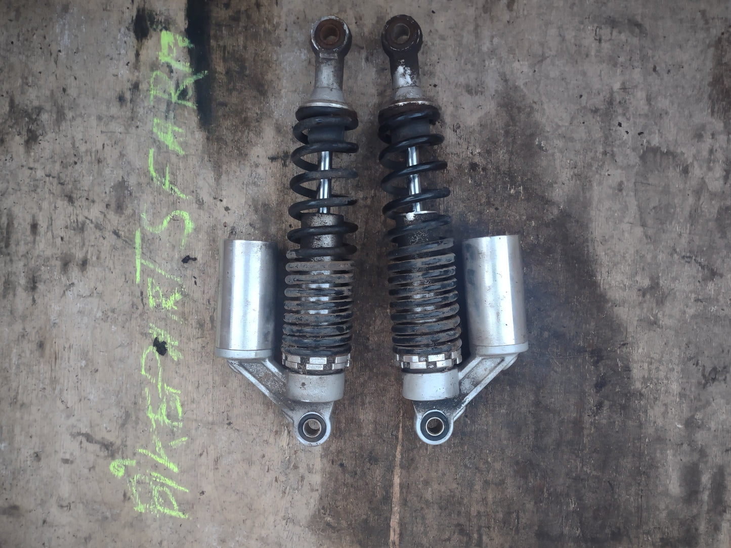 Lexmoto assault 125 pair of rear shock absorbers, shockers (OEM) used 2022