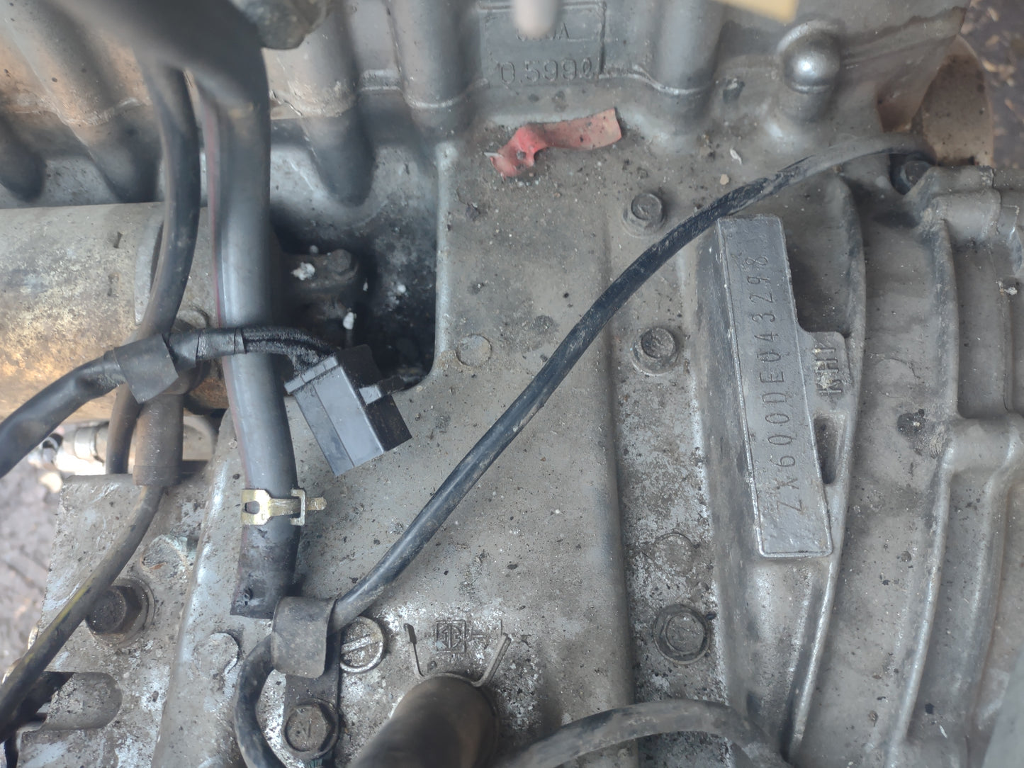 Kawasaki zzr600 engine, carbs, spark plug/leads, chain (1993)