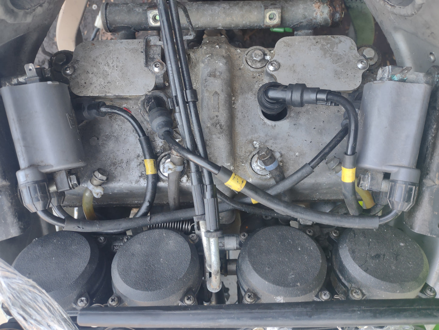 Kawasaki zzr600 engine, carbs, spark plug/leads, chain (1993)