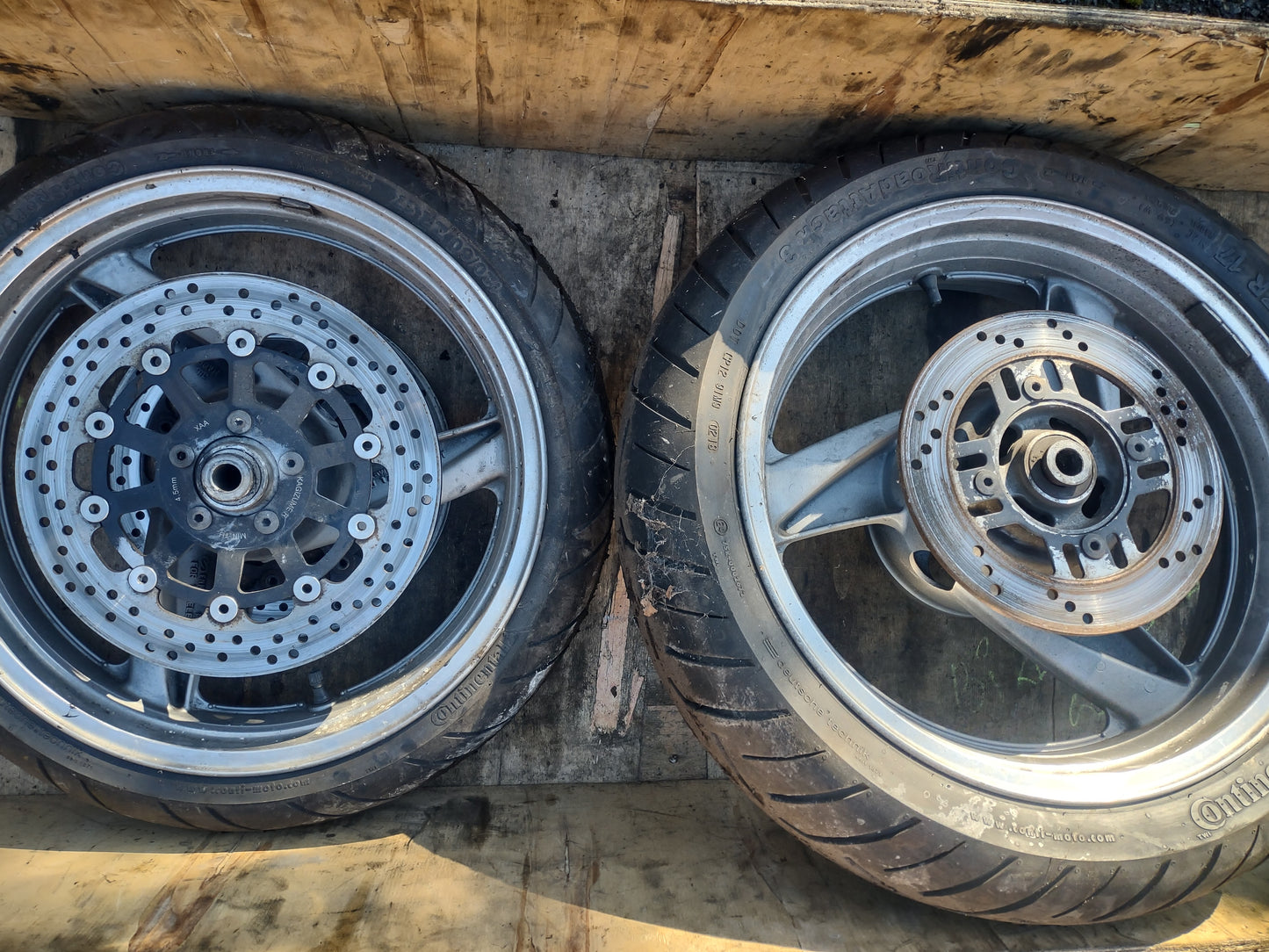 Kawasaki zzr600 wheels, tires, discs (OEM) used