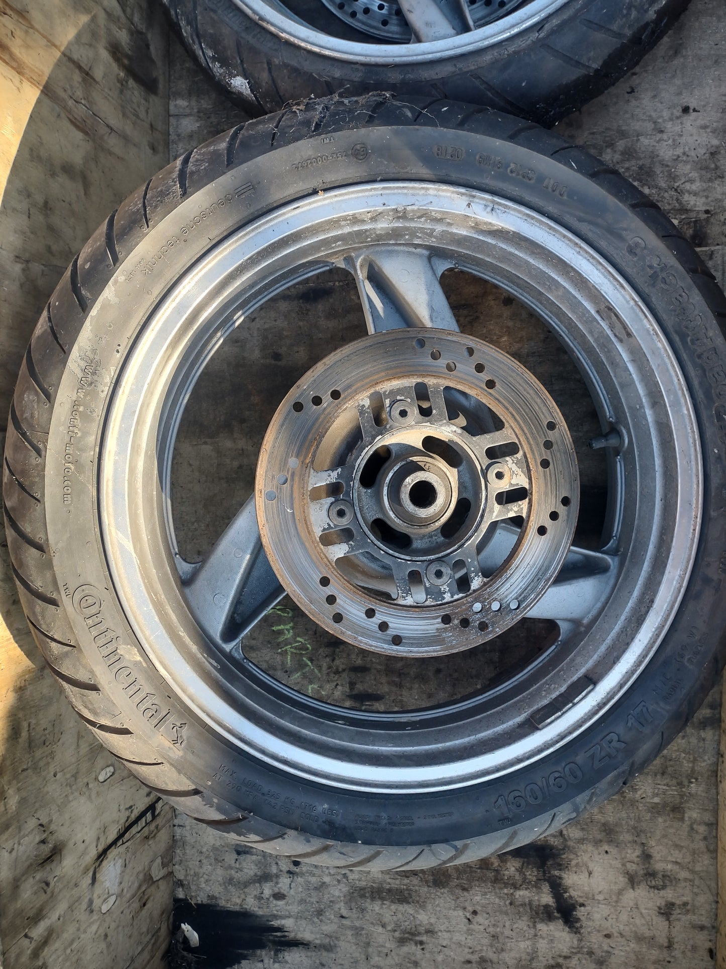 Kawasaki zzr600 wheels, tires, discs (OEM) used