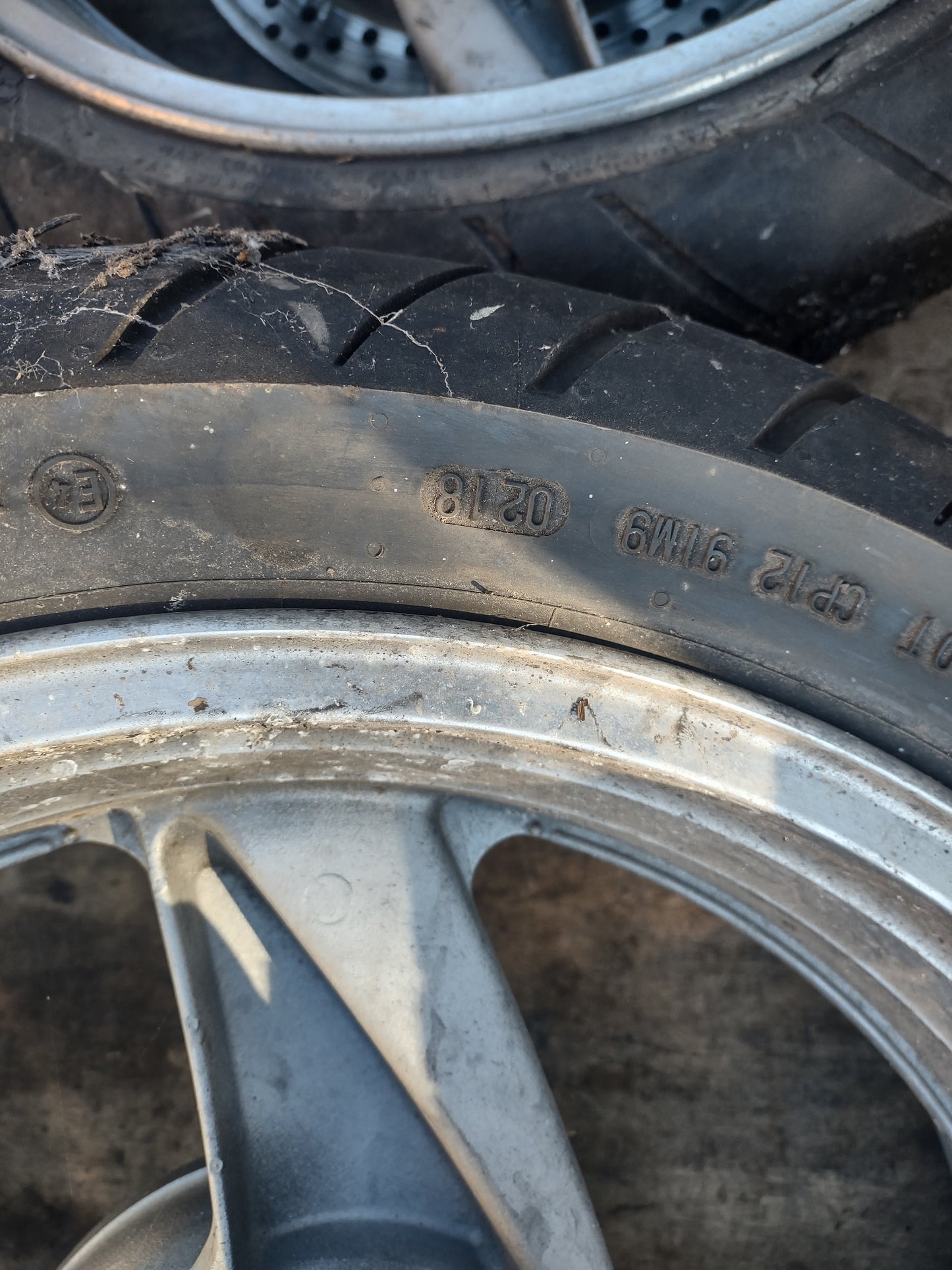 Kawasaki zzr600 wheels, tires, discs (OEM) used