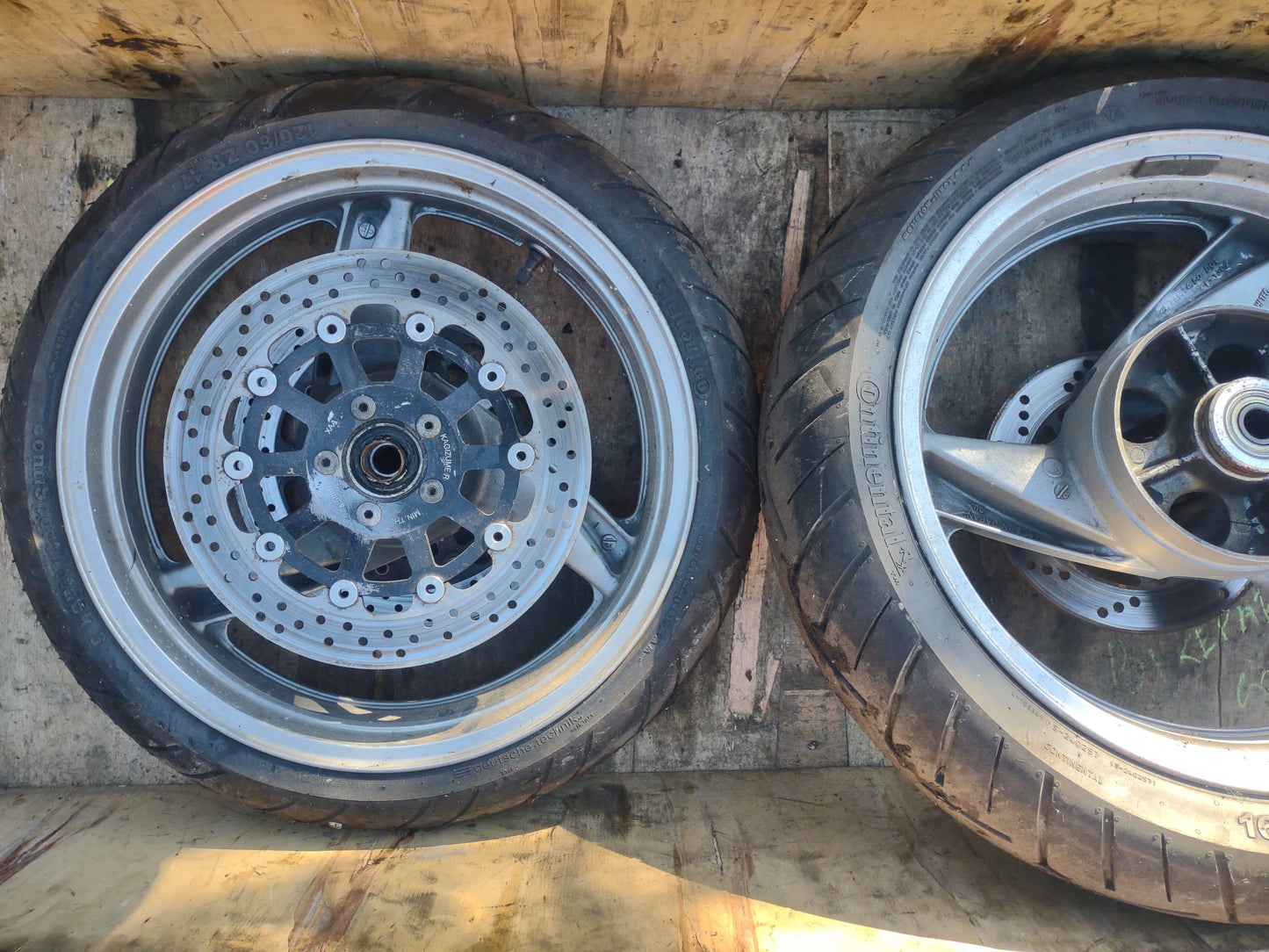 Kawasaki zzr600 wheels, tires, discs (OEM) used