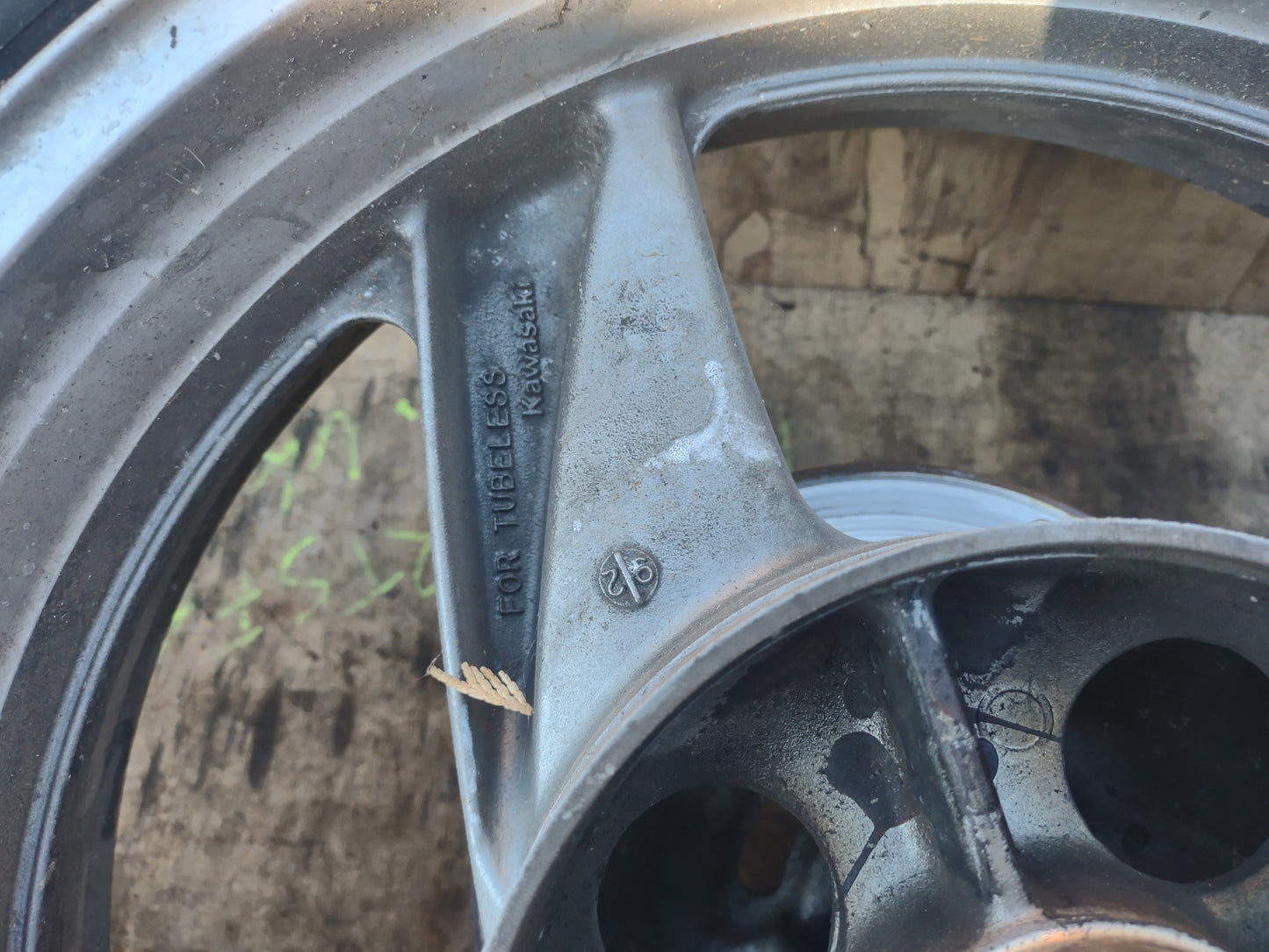 Kawasaki zzr600 wheels, tires, discs (OEM) used