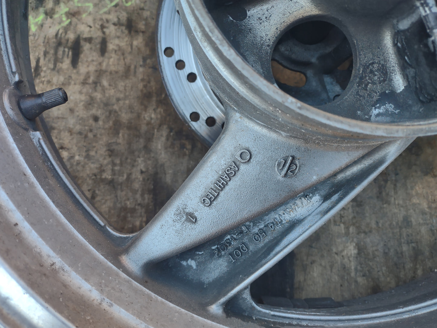 Kawasaki zzr600 wheels, tires, discs (OEM) used