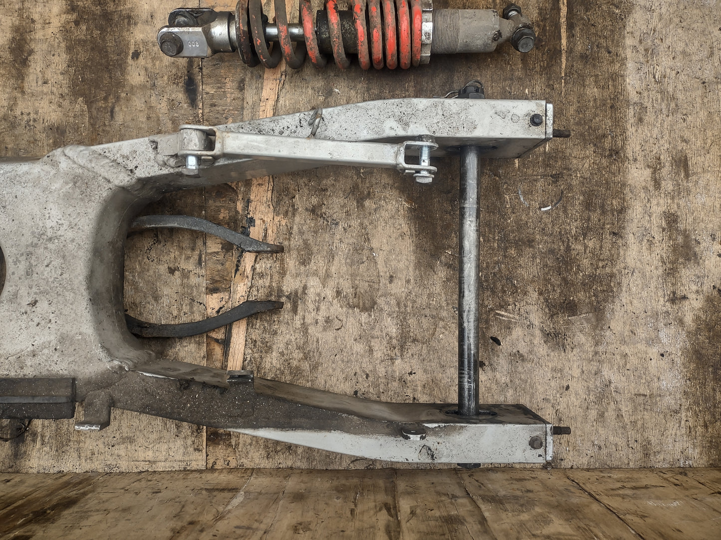 Kawasaki zzr600 swing arm, shocker, spindle etc (OEM) used