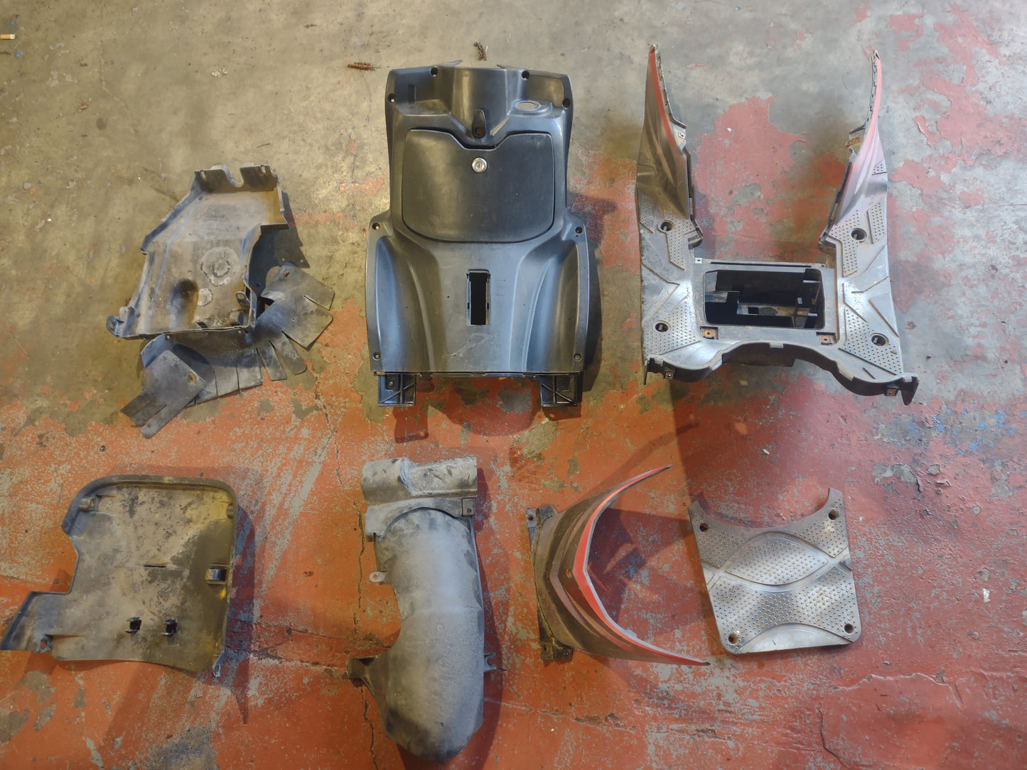 Sym 4 50 jet fairings (OEM)