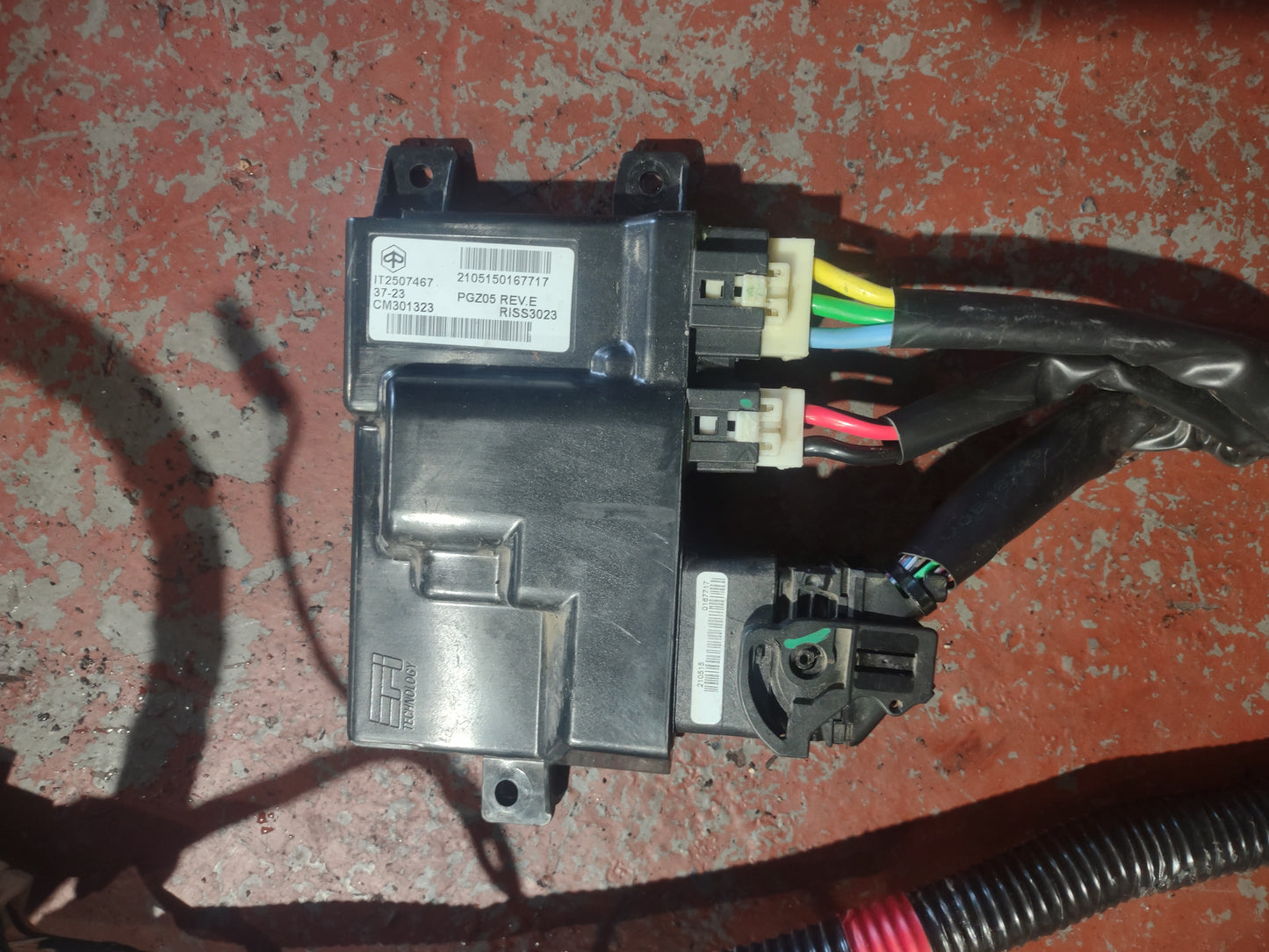 Piaggio vespa GTS 125 wiring loom, ECU (2024)