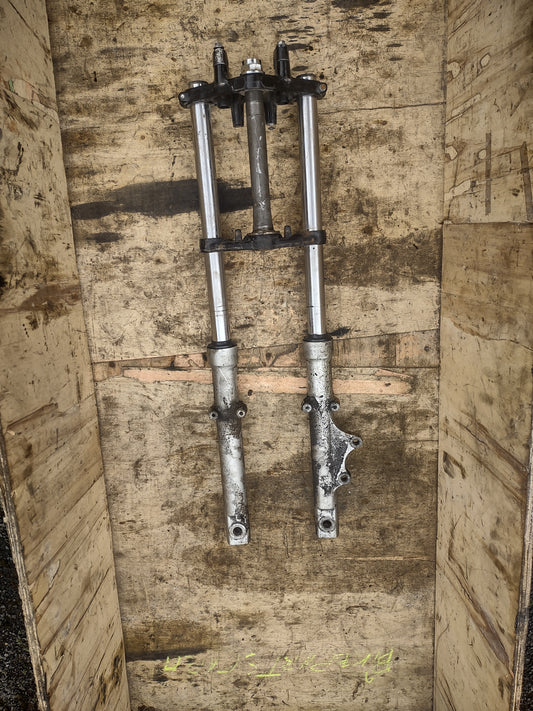 Yamaha YBR 125 front forks, shock absorbers, bottom & top yoke