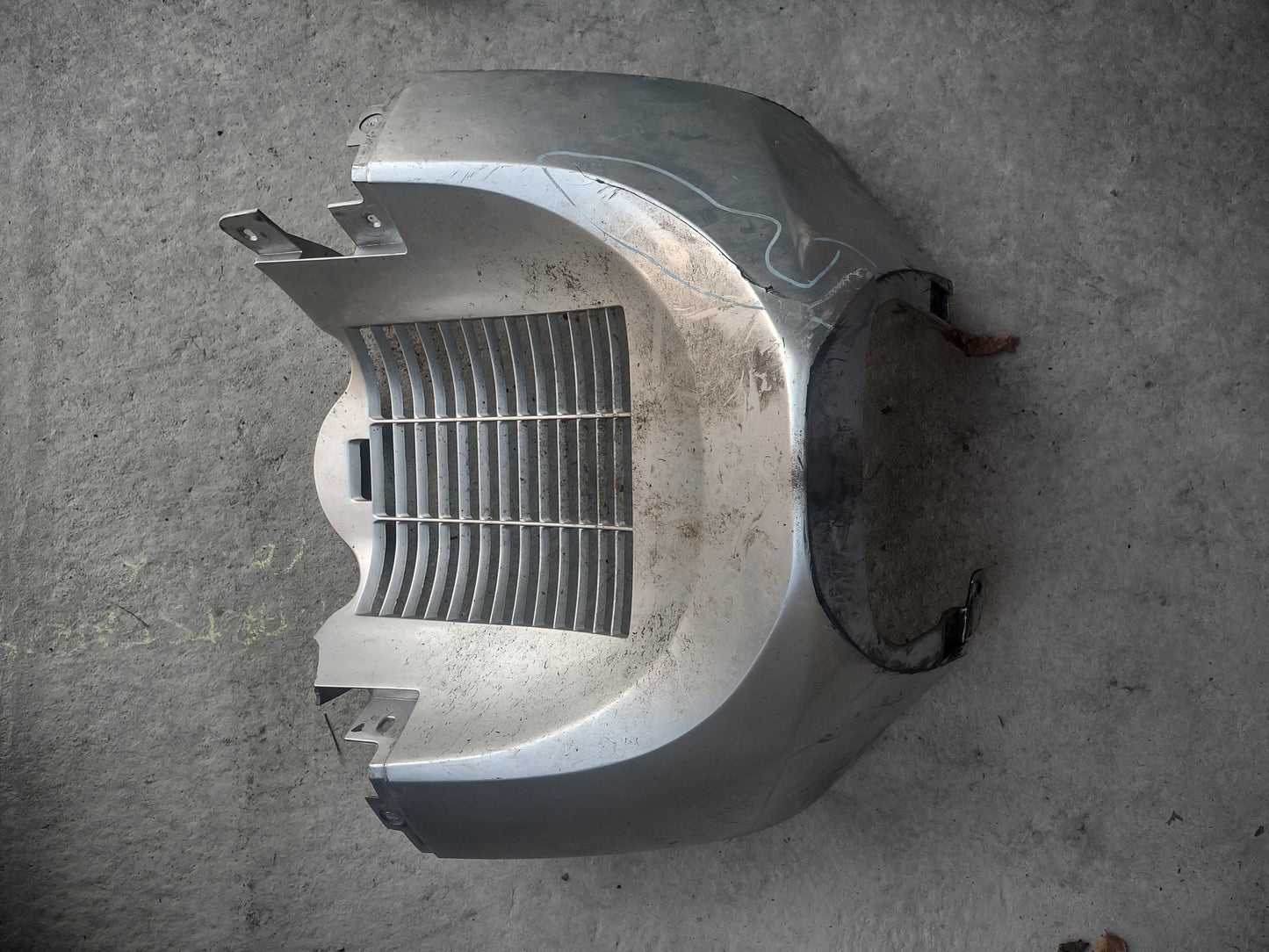 Suzuki an400 fairings / plastics 15+ items (OEM)