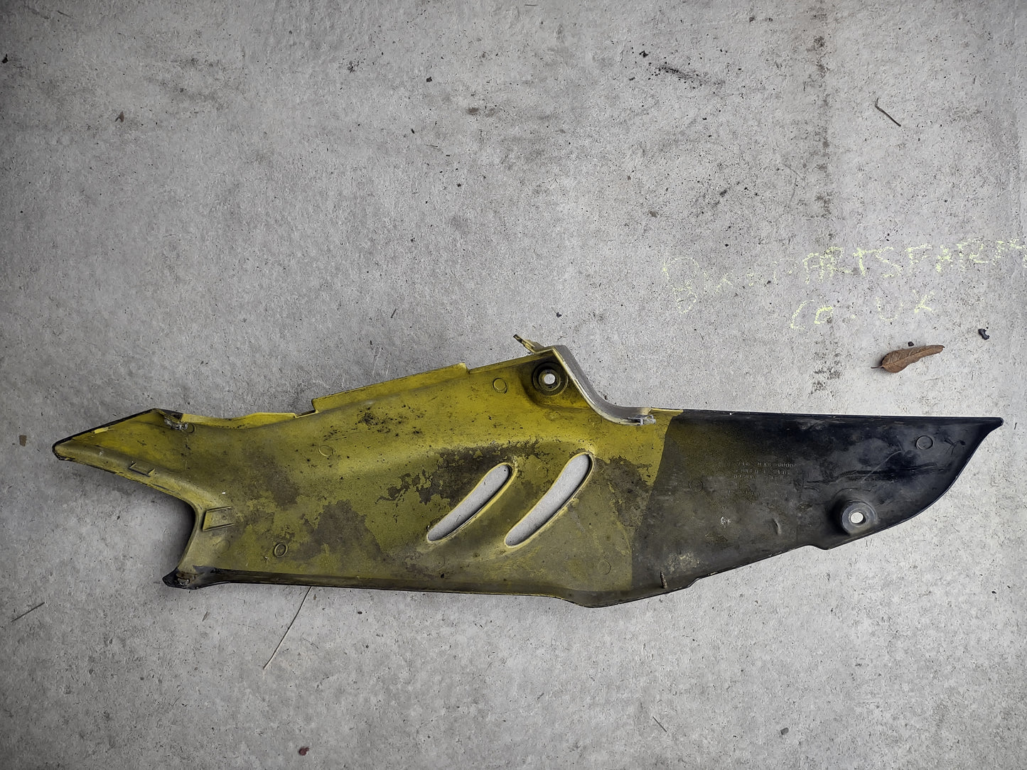 Honda CBR 900 fireblade sc33 fairings, rear indicators OEM)