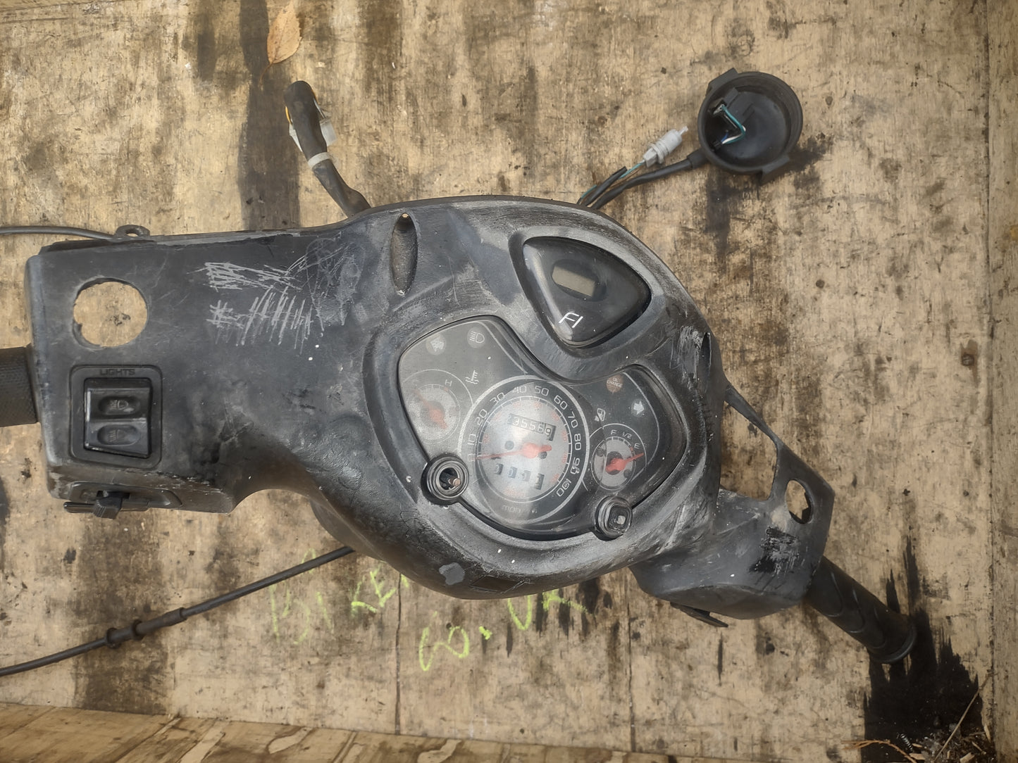 Honda PES125 handlebar, clocks and switches