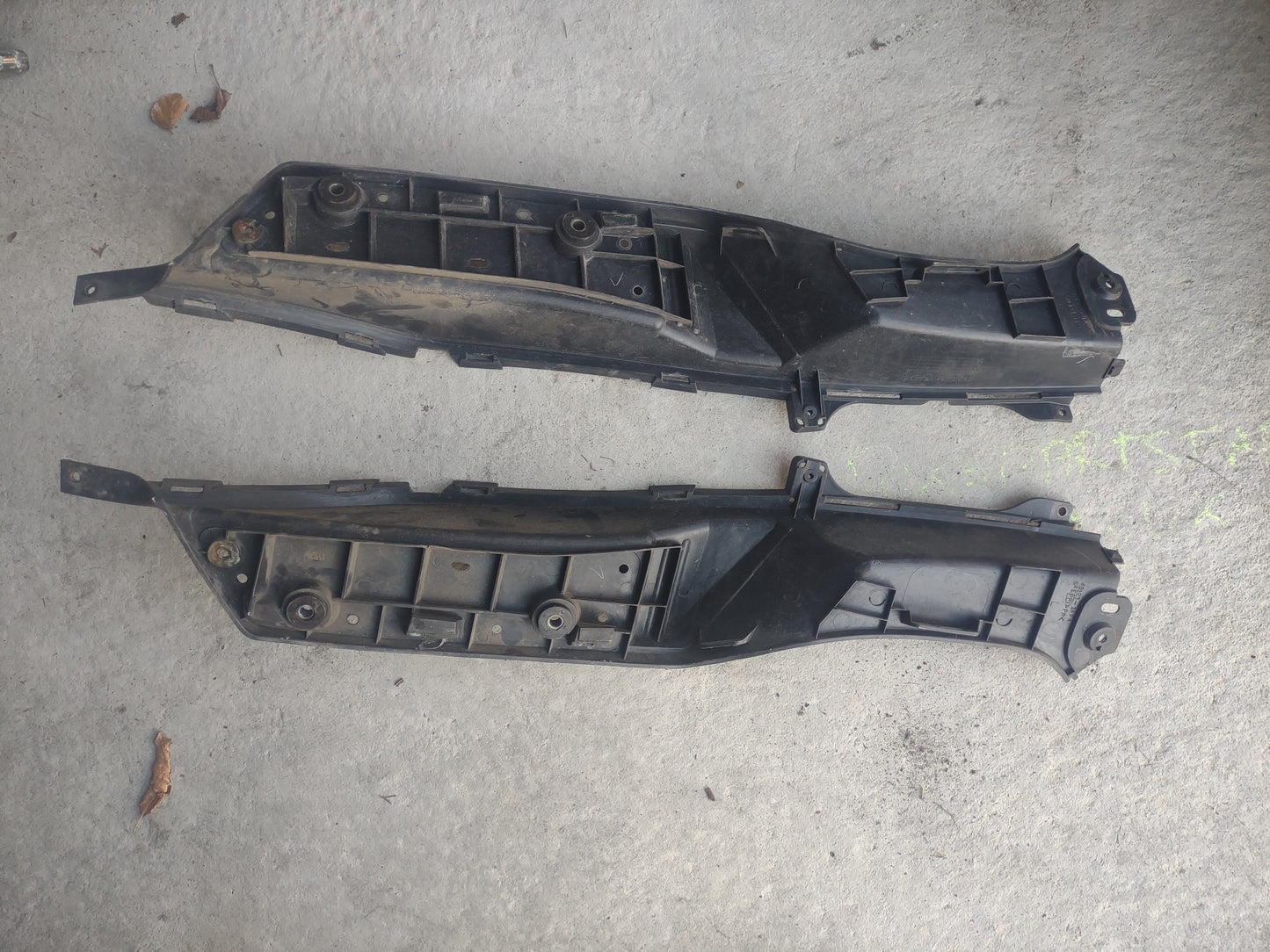 Suzuki an400 fairings / plastics 15+ items (OEM)